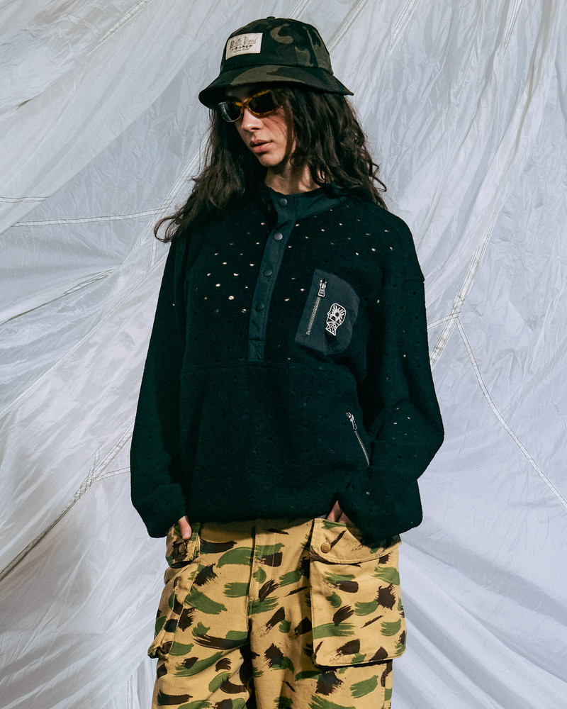 Hole Mock Neck Pullover - Black 2