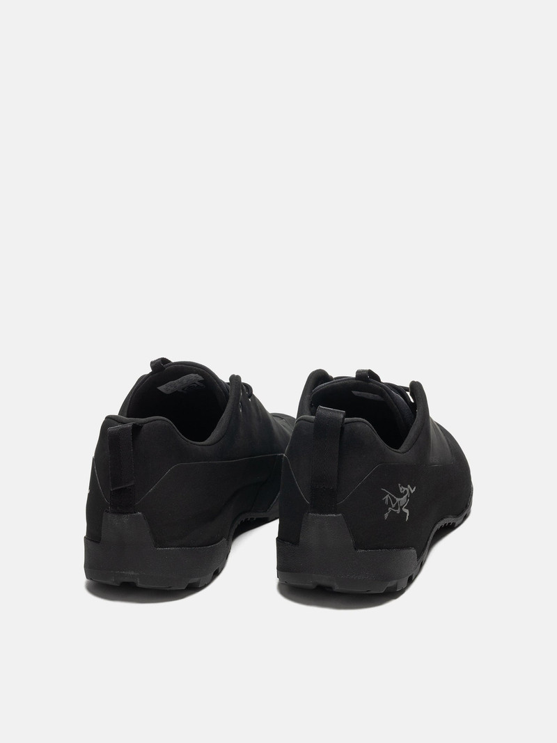 Arc'teryx Konseal Black/Black outlook