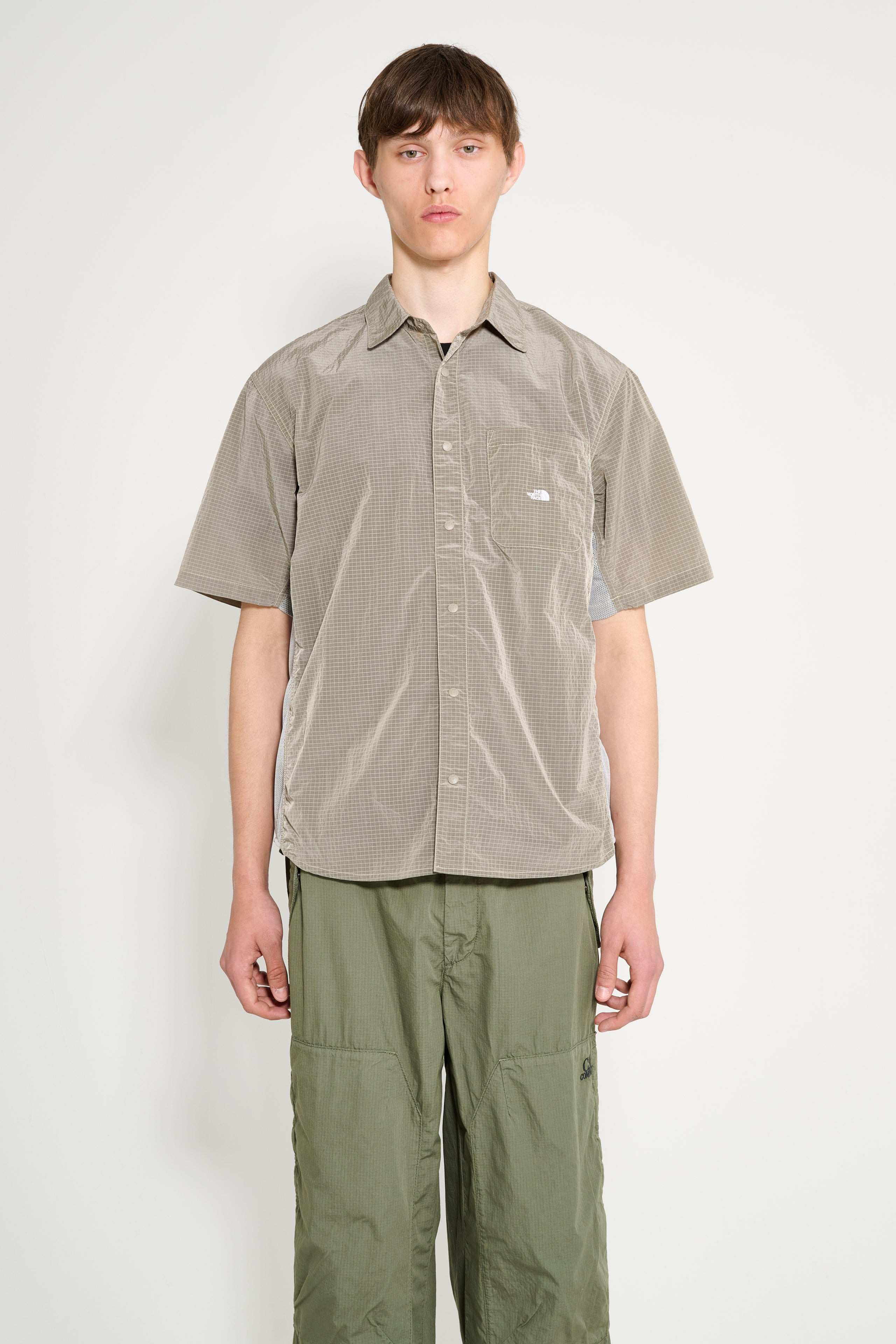 THE NORTH FACE FABRIC MIX SHORT SLEEVE SHIRT GRAVEL - 1
