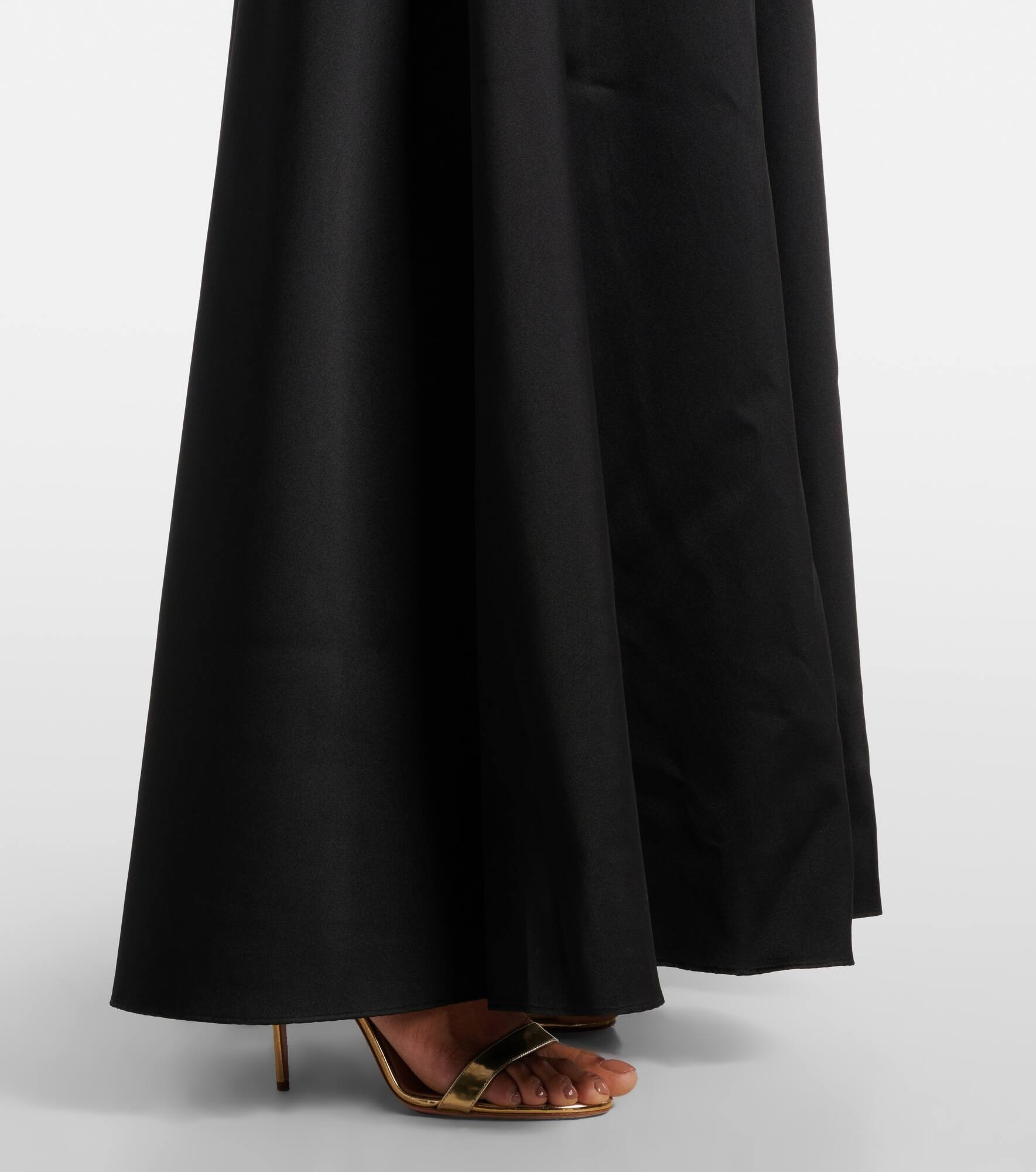 Strapless taffeta gown - 5