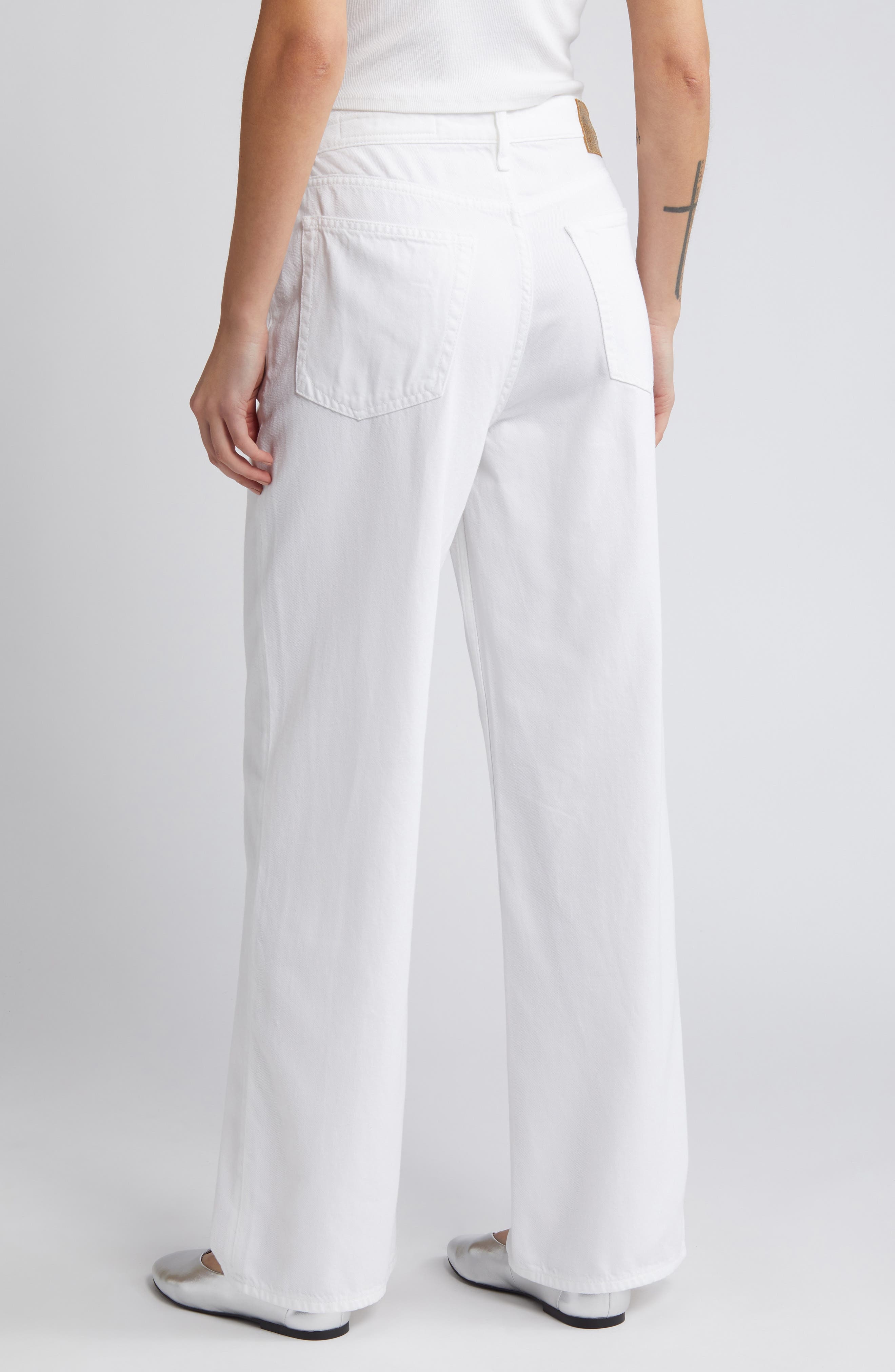 Featherweight Logan Mid Rise Wide Leg Jeans - 2