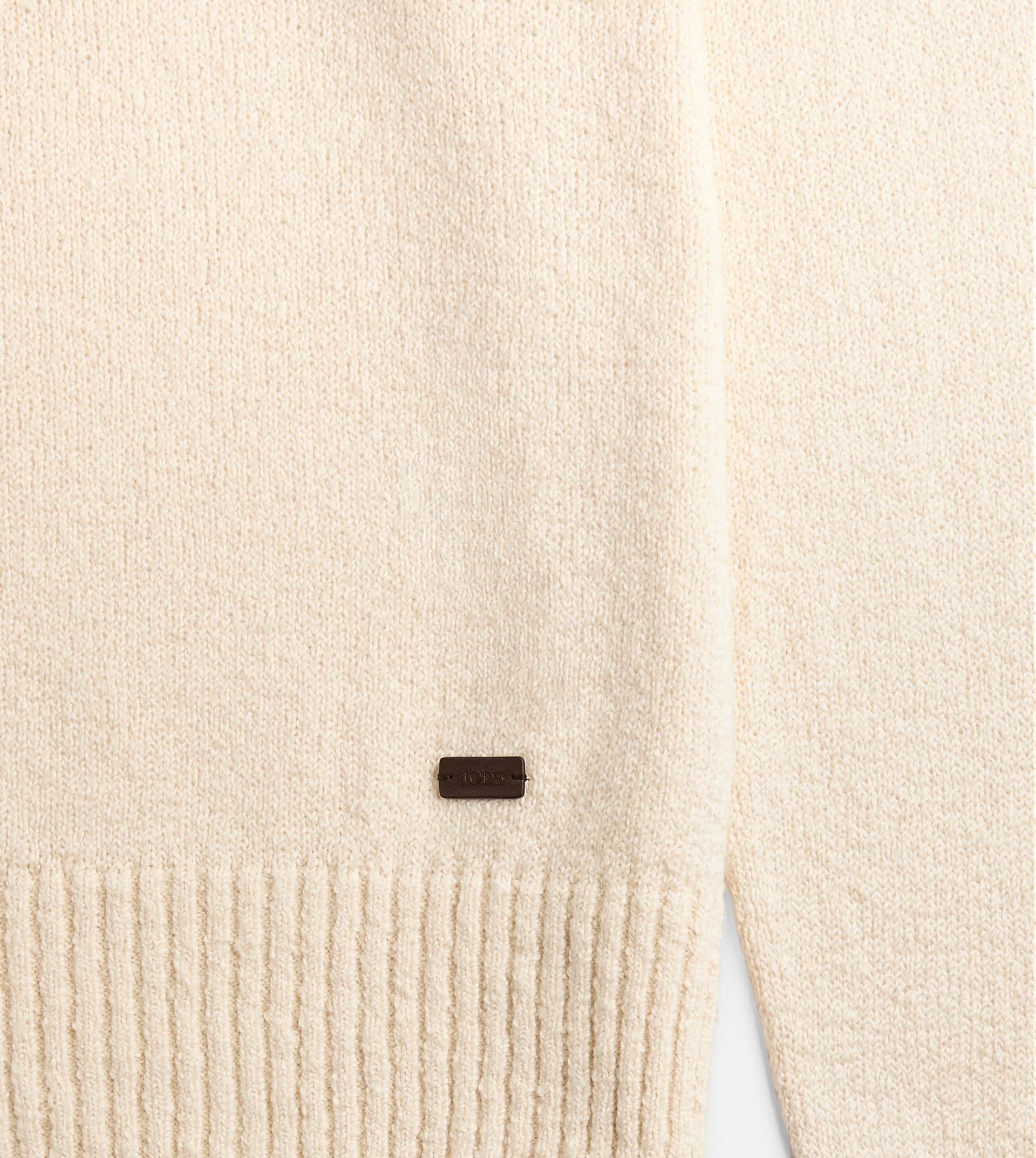 ROUND-NECK PULLOVER IN COTTON - OFF WHITE - 7