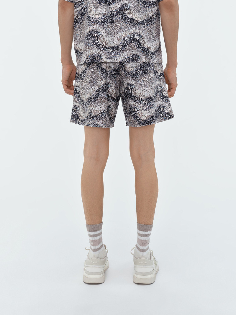 WAVY EMBELLISHED SHORT 5