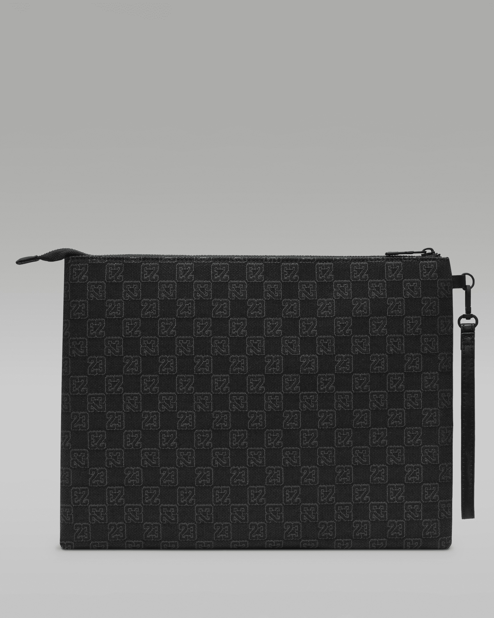 Jordan Monogram Pouch (0.98L) - 3