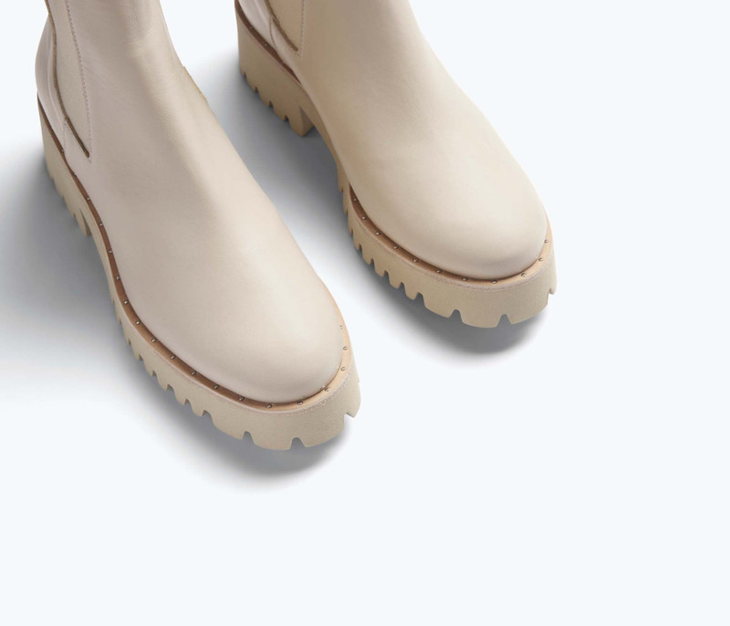BROOKE RAIN RESISTANT BOOT 3