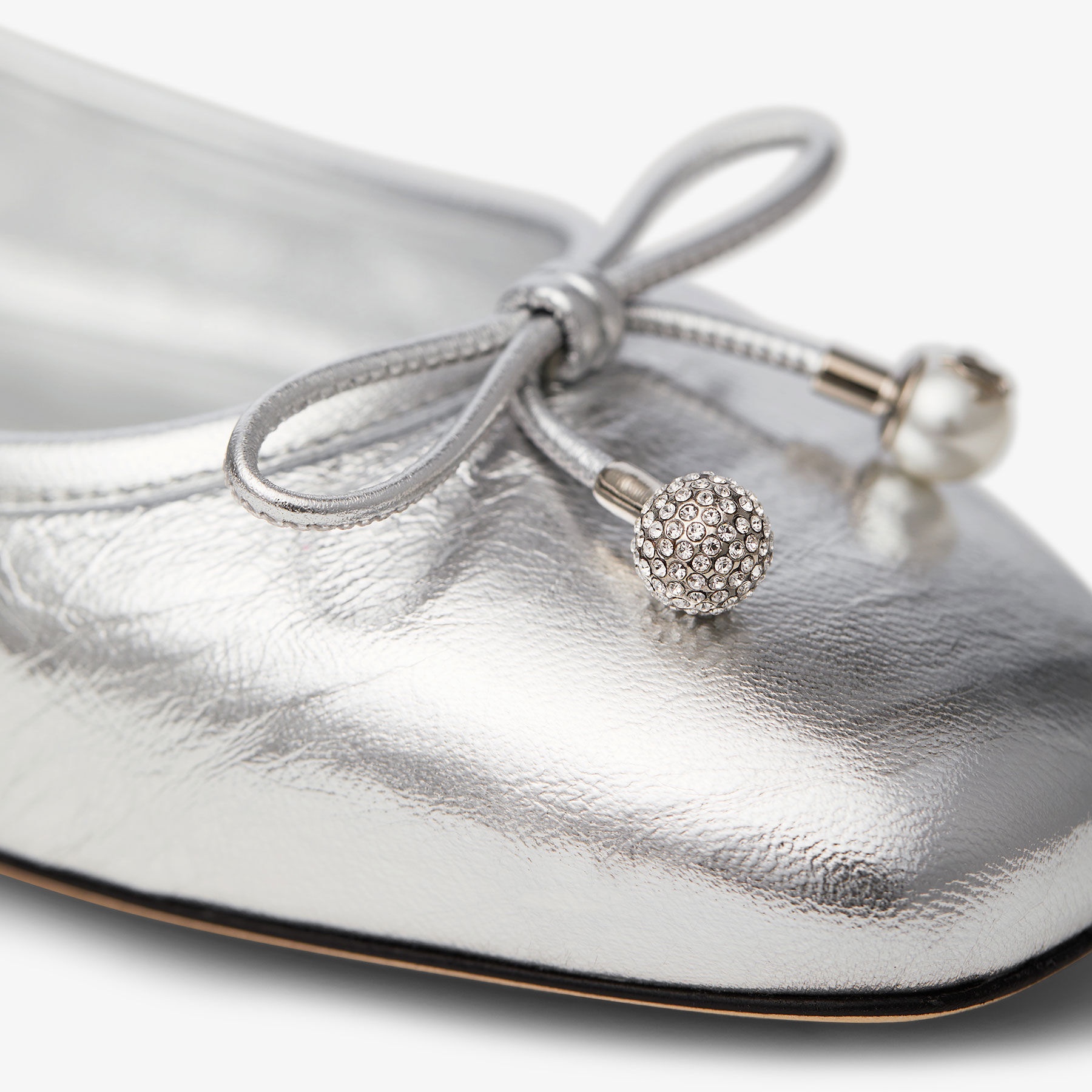Elme Flat
Silver Vintage Metallic Leather Flats - 3