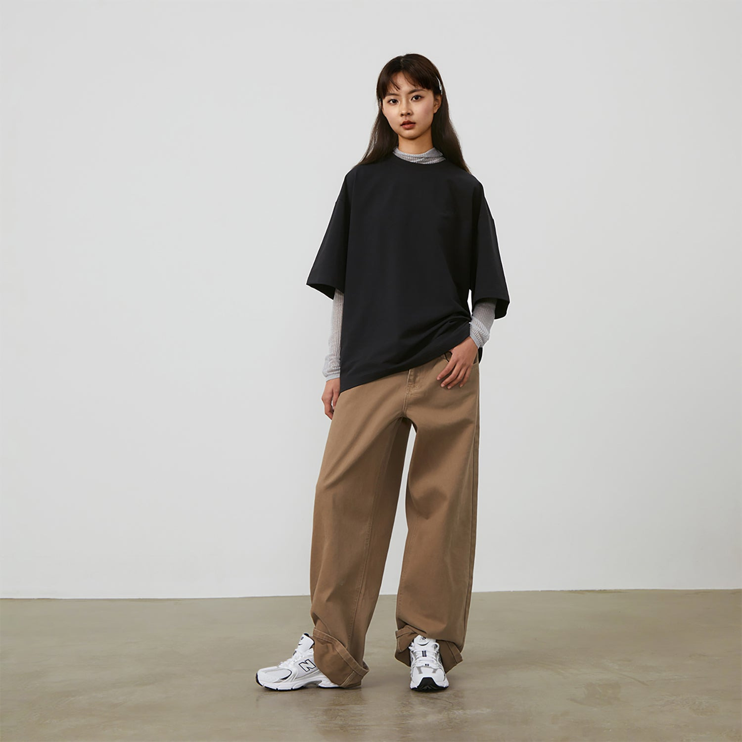 New Balance Linear Heritage Brushed Back Jersey Oversized T-Shirt 'Black' AMT42335-BK - 6