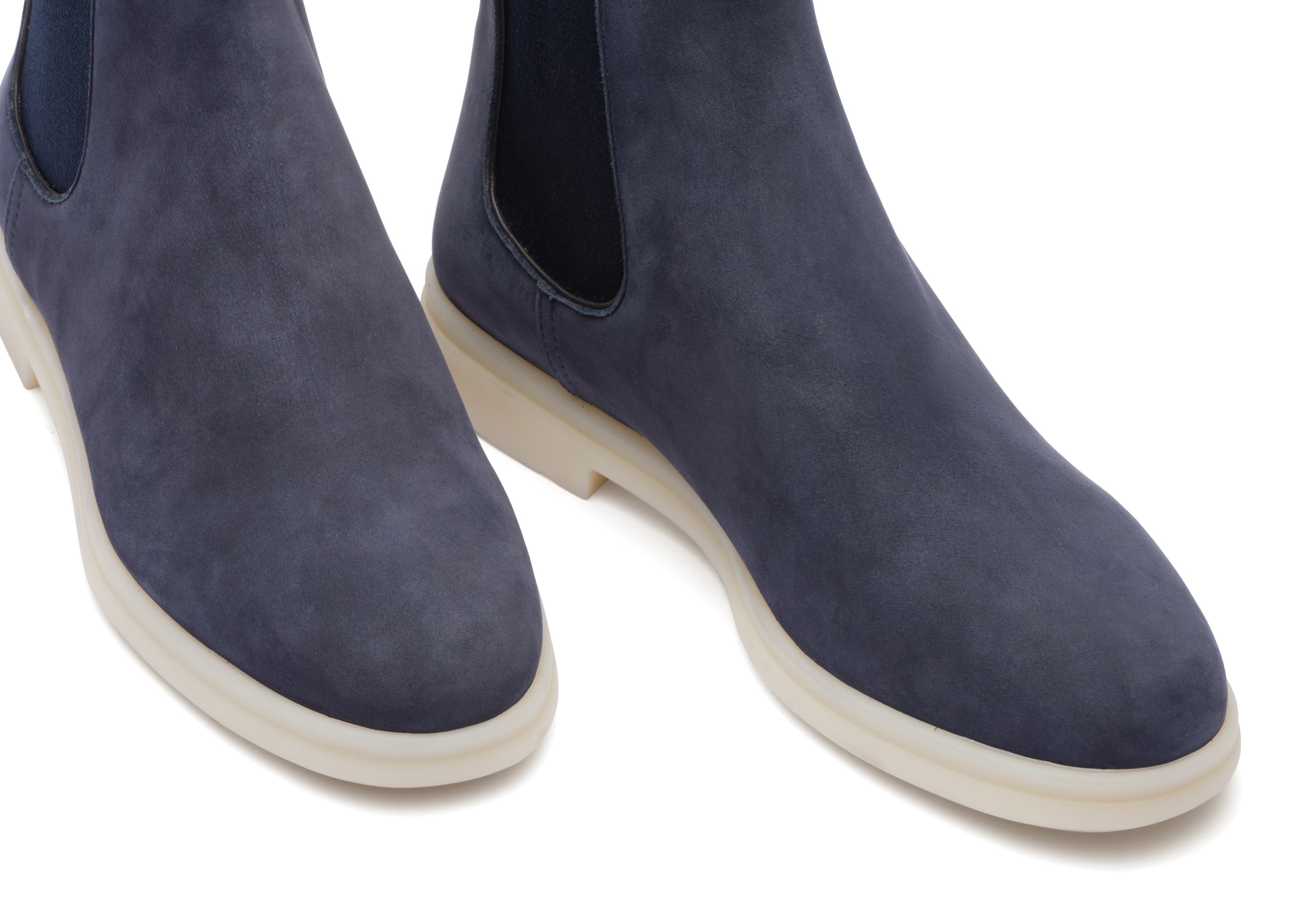 Lea
Nubuck Chelsea Boot Blue - 4