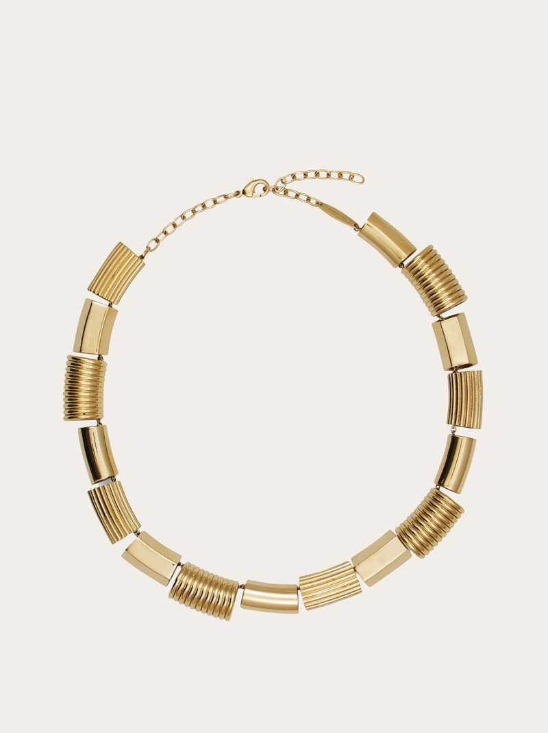Choker necklace 1