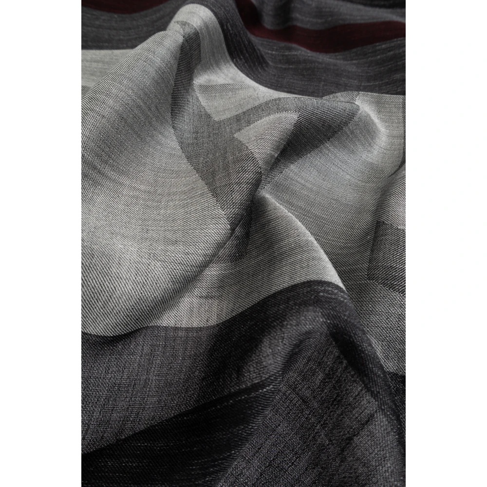 STRIPED PATTERN SCARF - 3