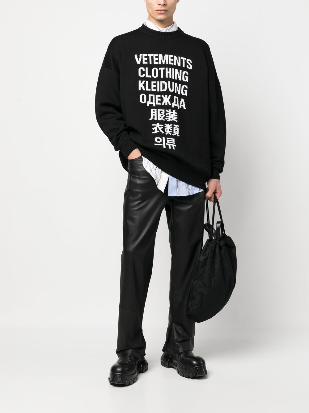 graphic-print long sleeved sweatshirt - 2