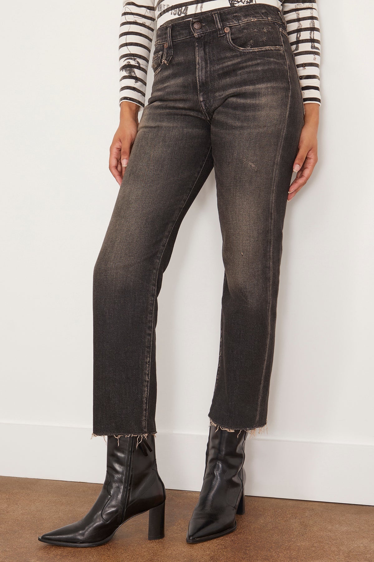 Boyfriend Jean in Abbey Black - 3