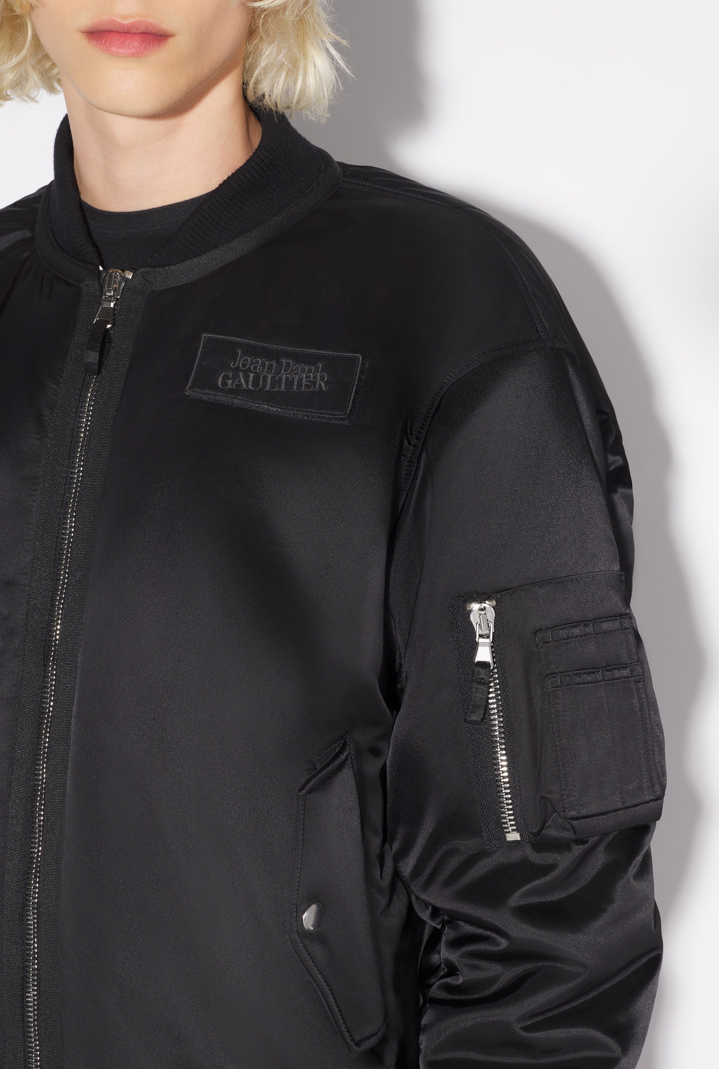 THE BOMBER JACKET - 5