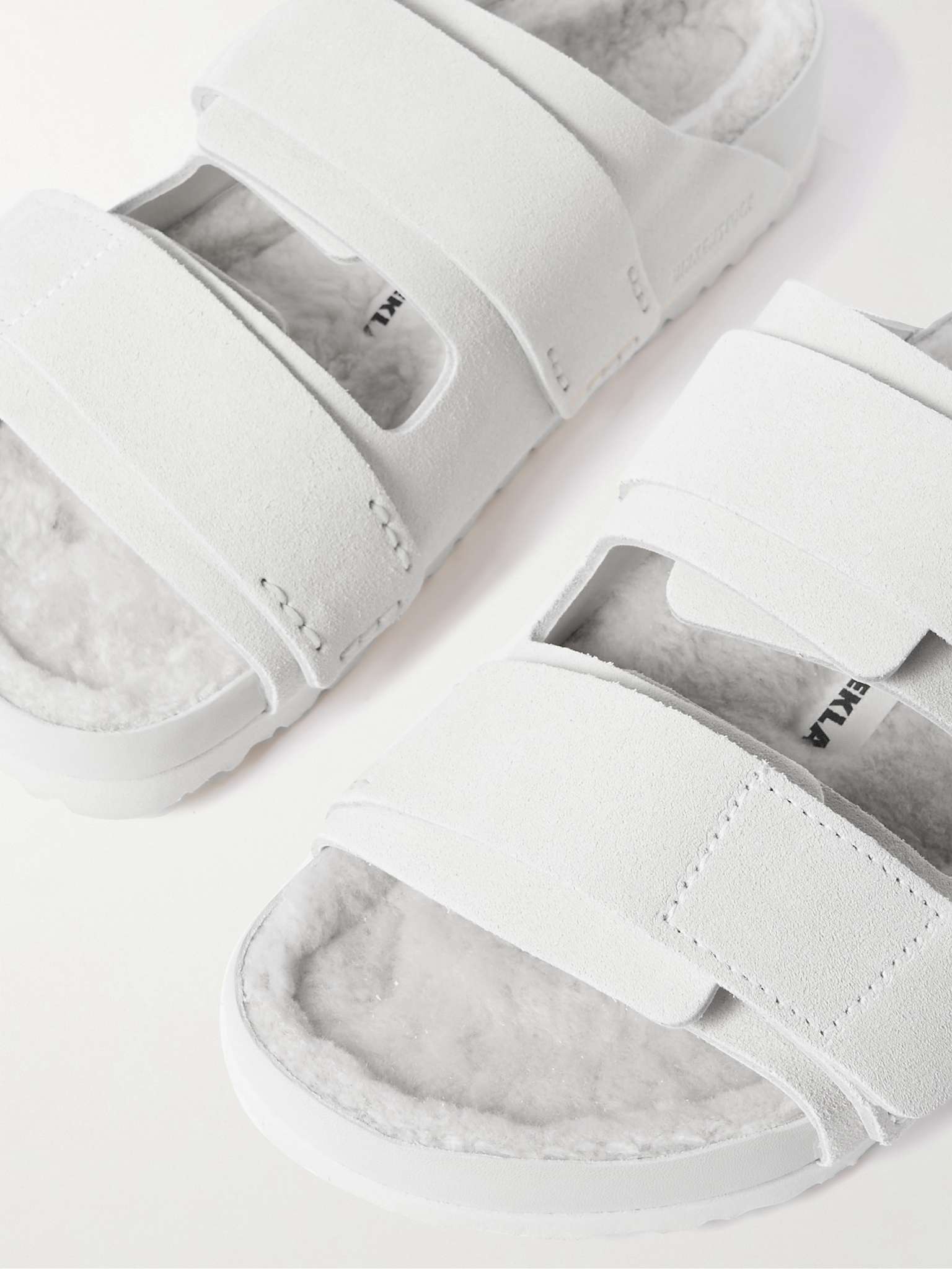 サンダル BIRKENSTOCK Chalk suede Birkenstock X Tekla Uji slippers x Tekla Uji suede slides in white - Birkenstock 1774 | Mytheresa