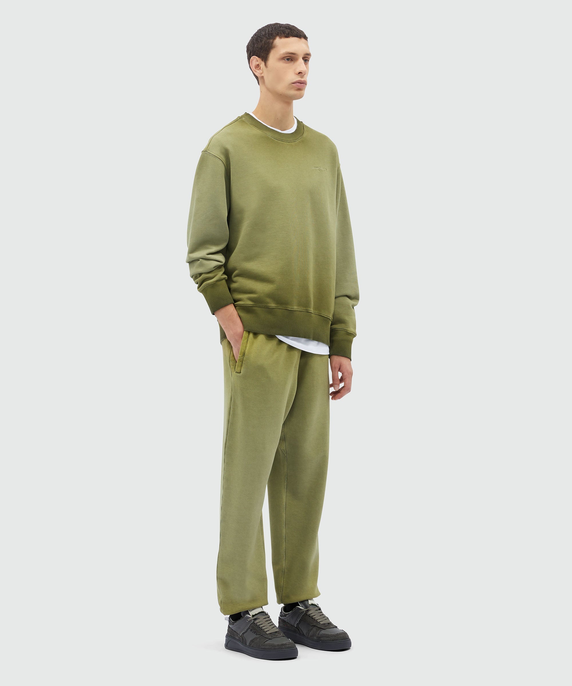 Prewashed jersey crewneck sweatshirt - 4
