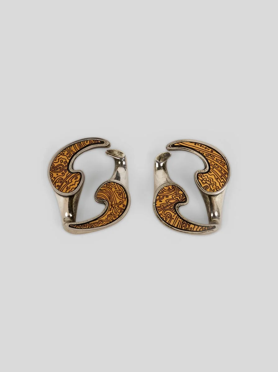 DUAL-FINISH PAISLEY EARRINGS - 1