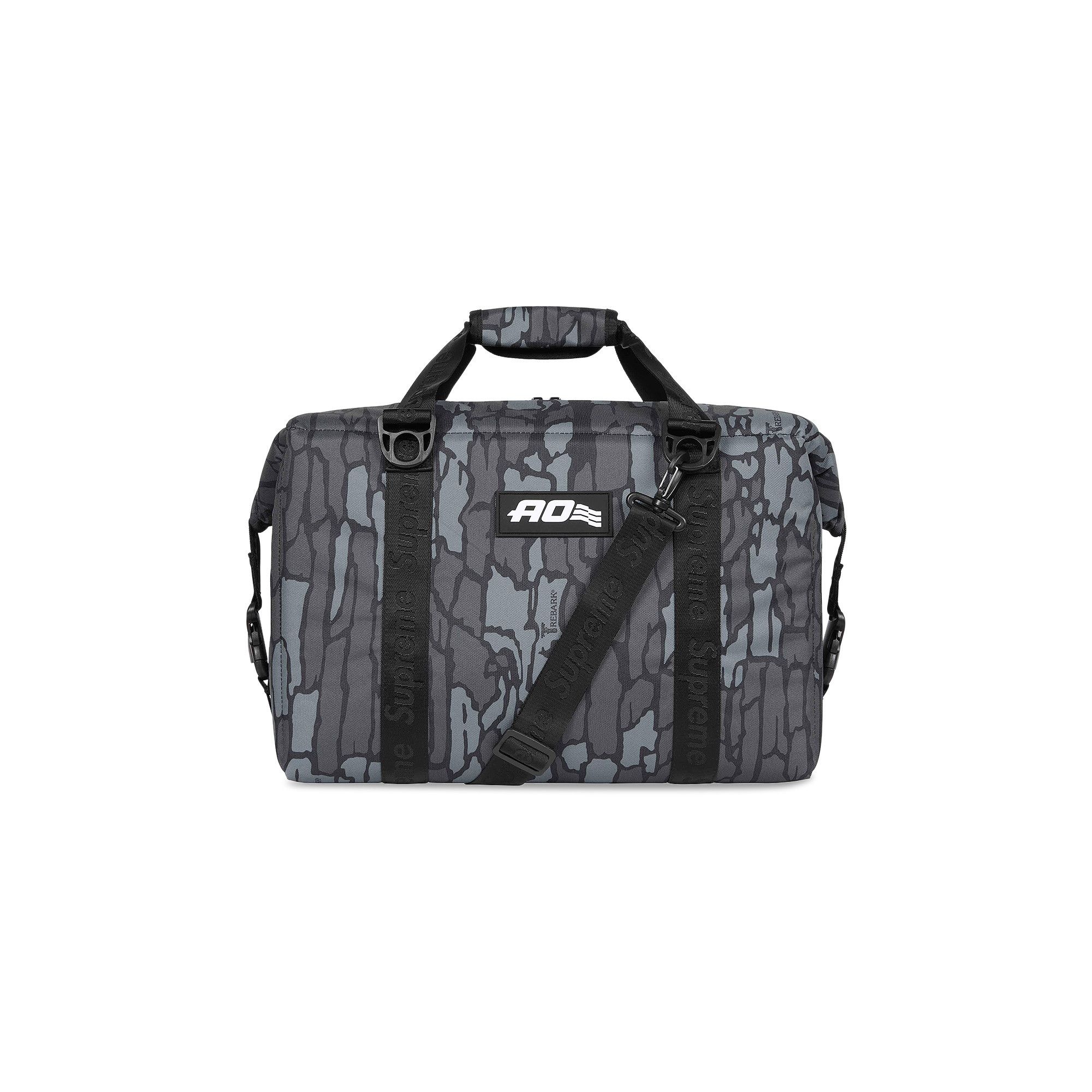 Supreme x AO 24-Pack Cooler Bag 'Trebark Camo' - 2