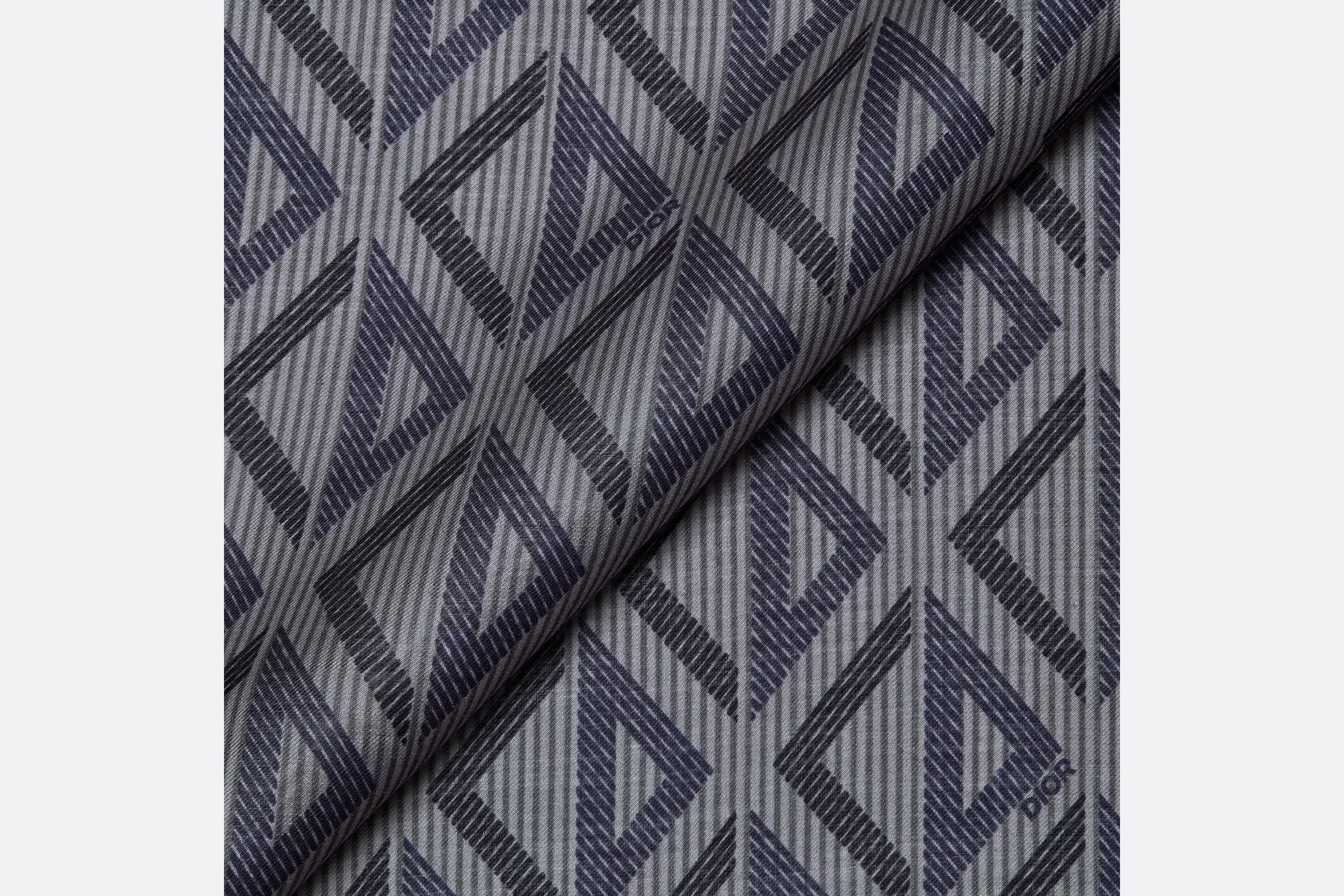 CD Diamond Stole - 3
