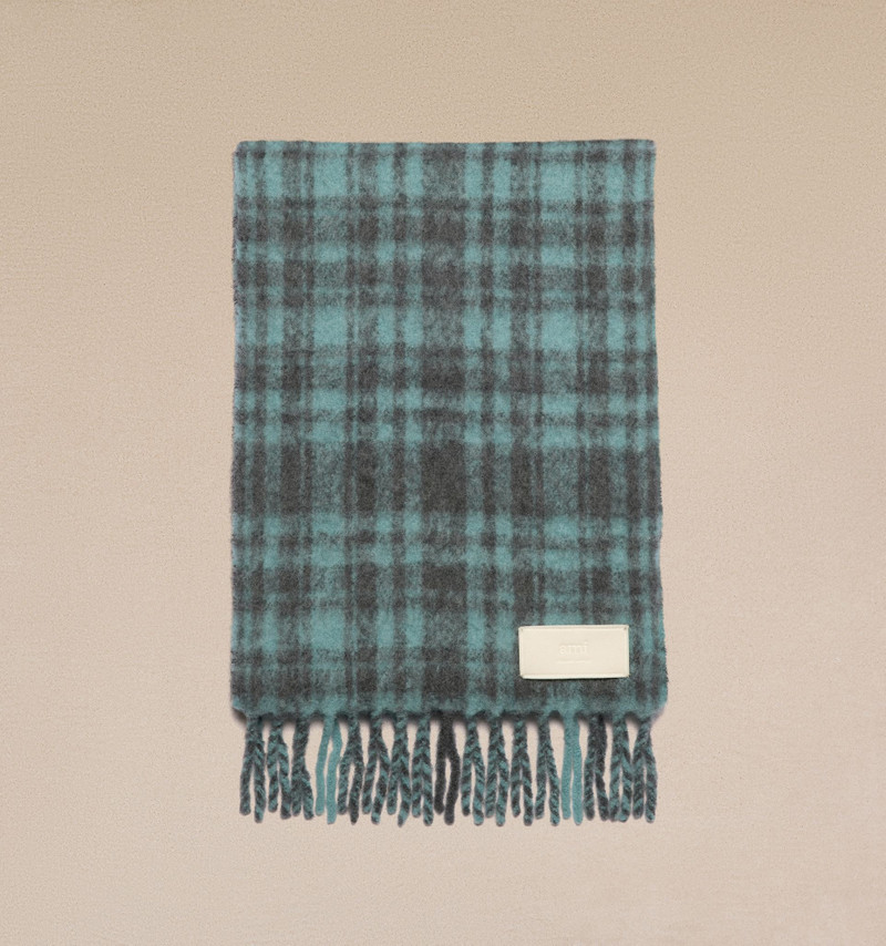 Oversize Checkered Ami Scarf 3