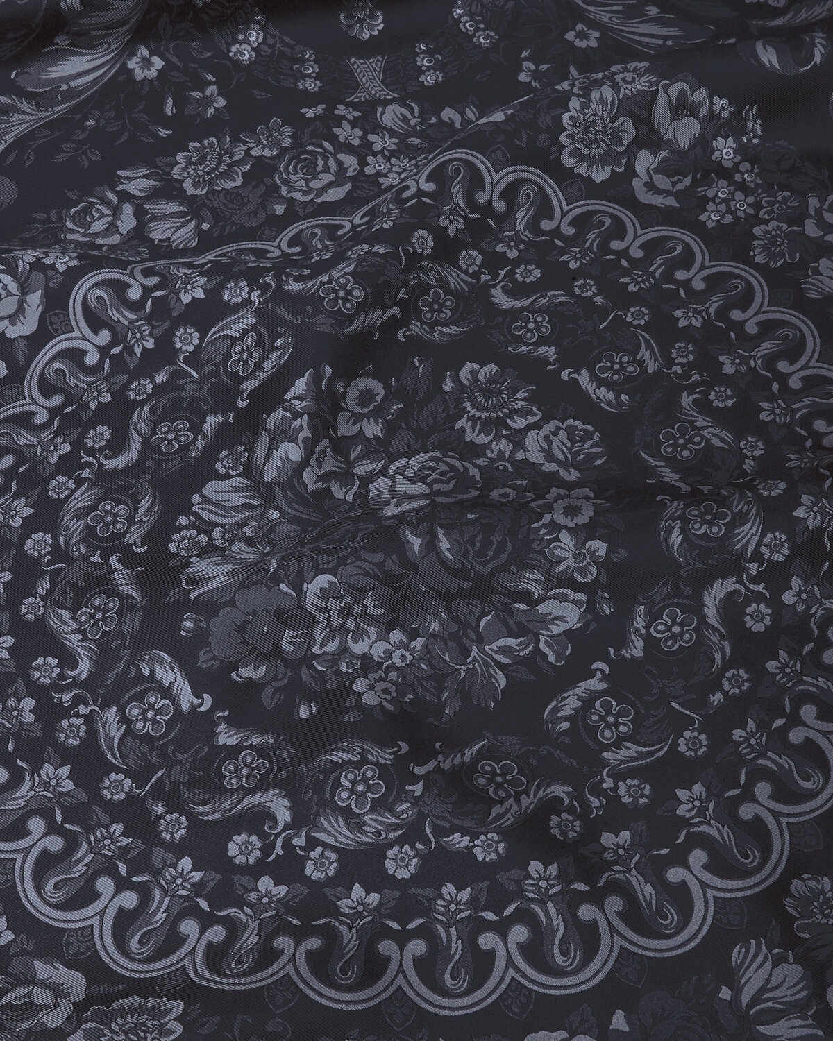 Barocco Large Silk Foulard - 2