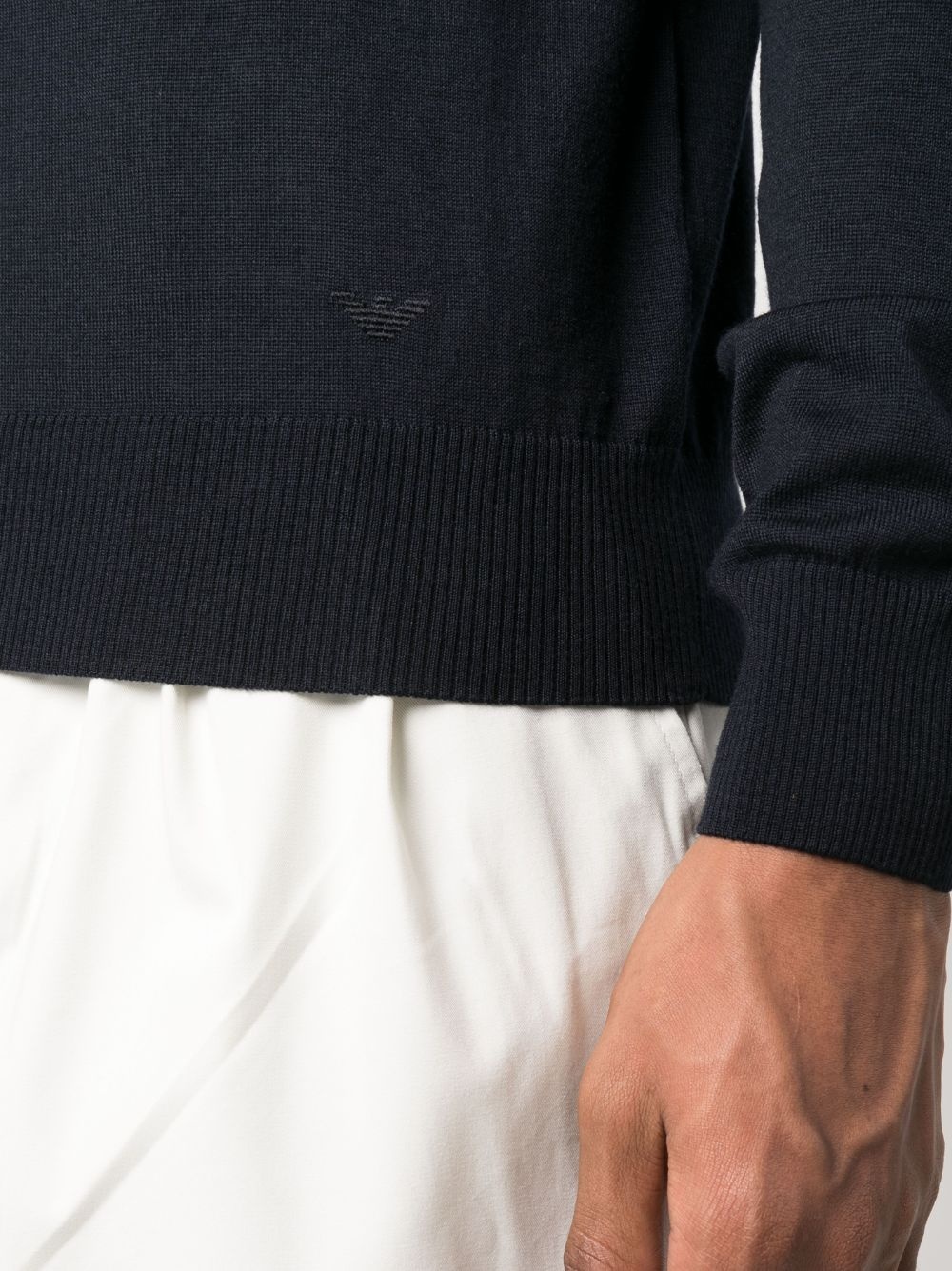 embroidered-logo wool knit sweater - 10