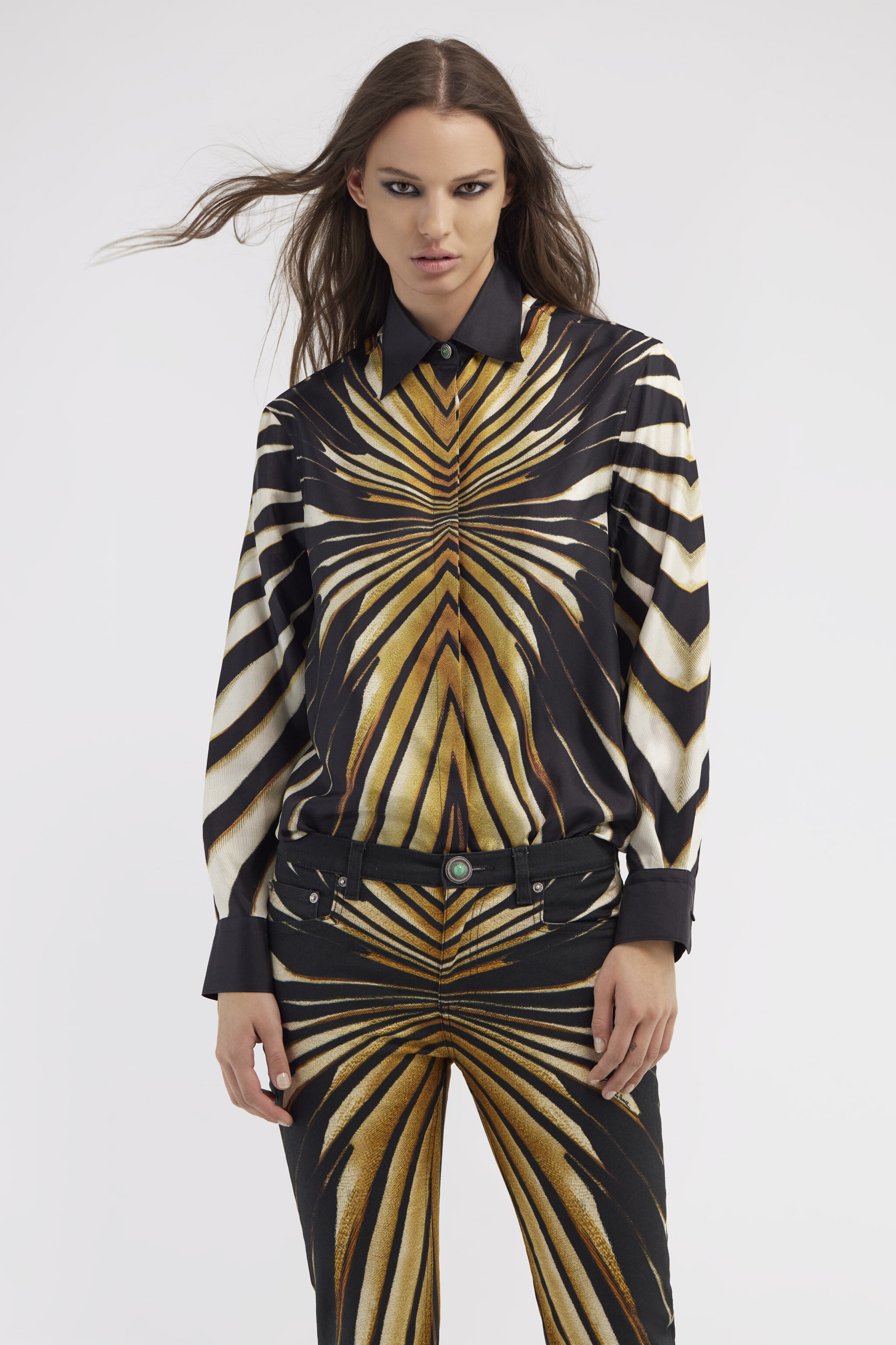 Shirt with Ray of Gold print - 3