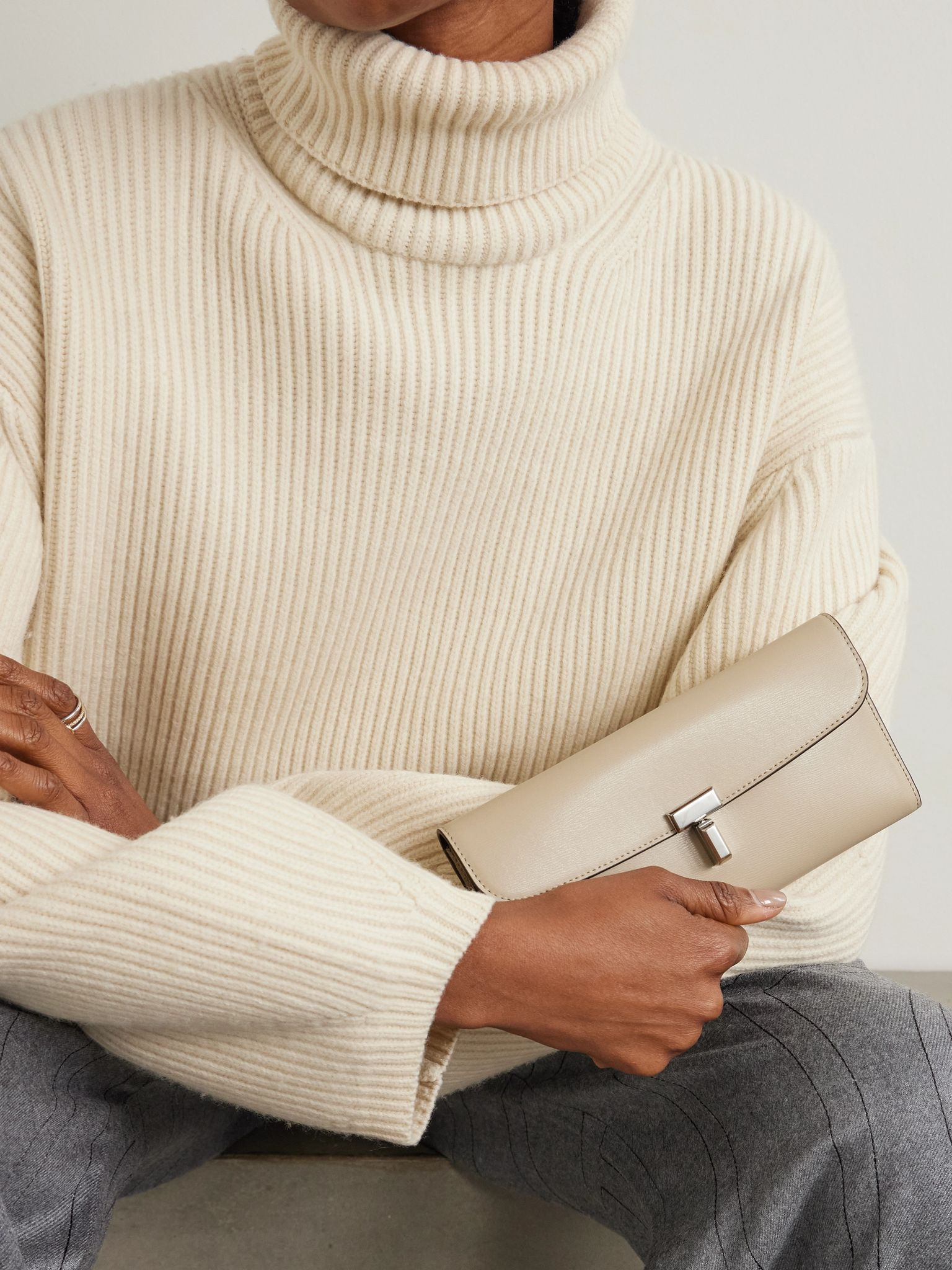 T-Lock textured-leather wallet Off-white - 2