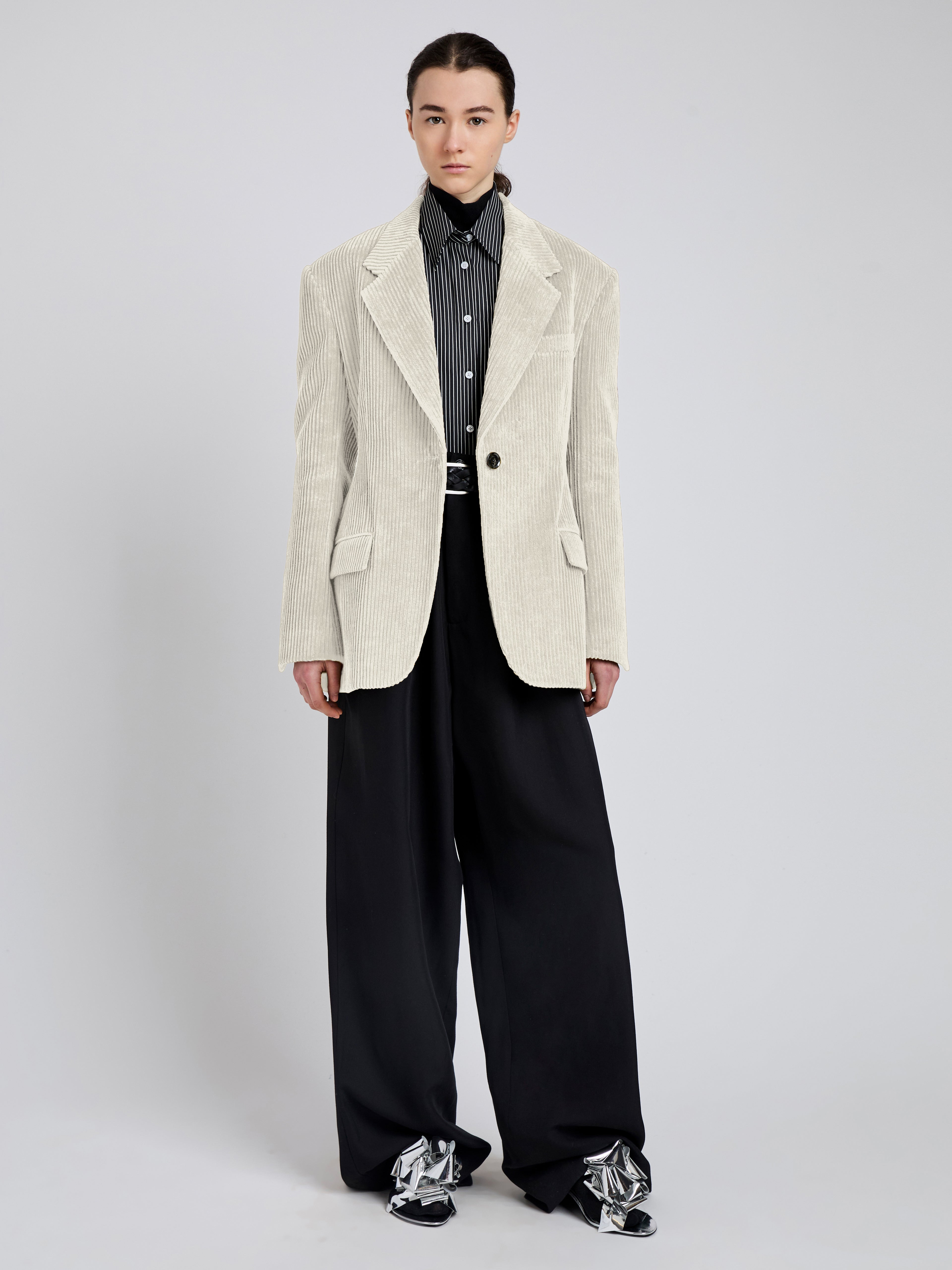 Daria Jacket in Corduroy - 3