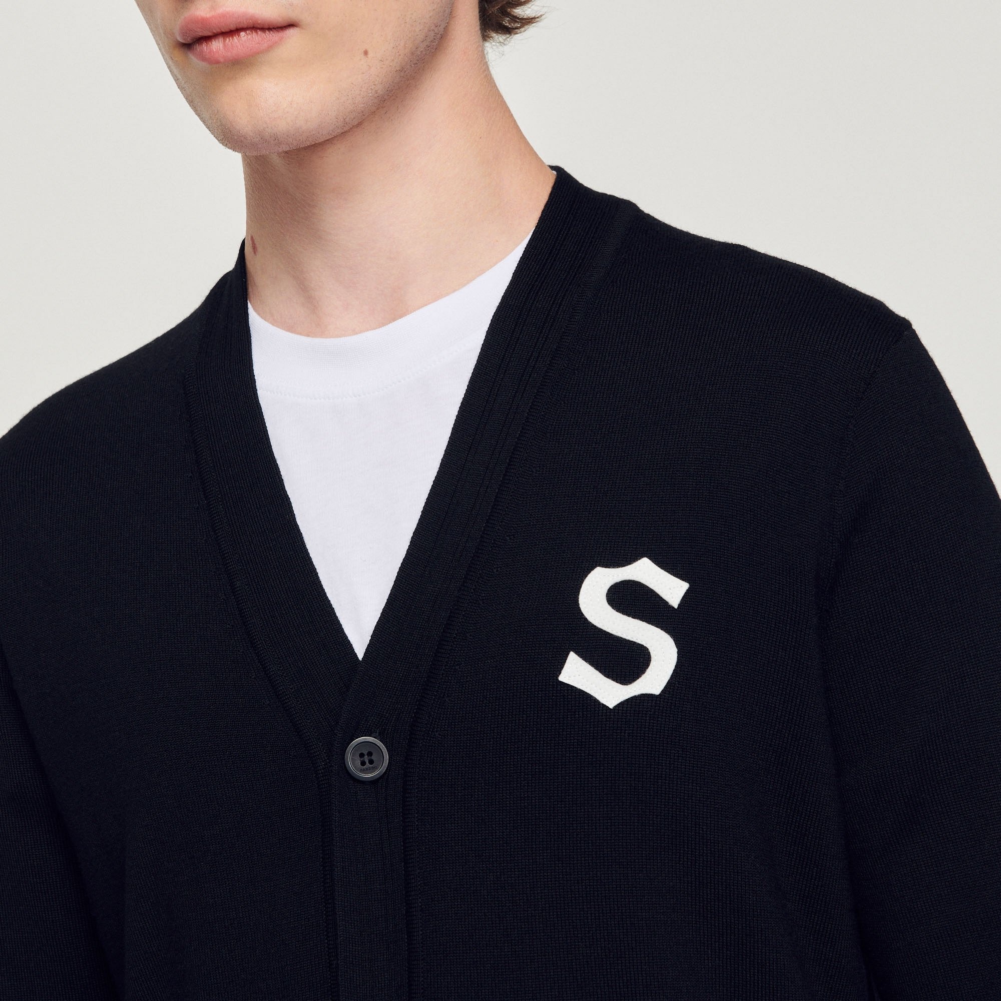 Wool cardigan with S patch - 3