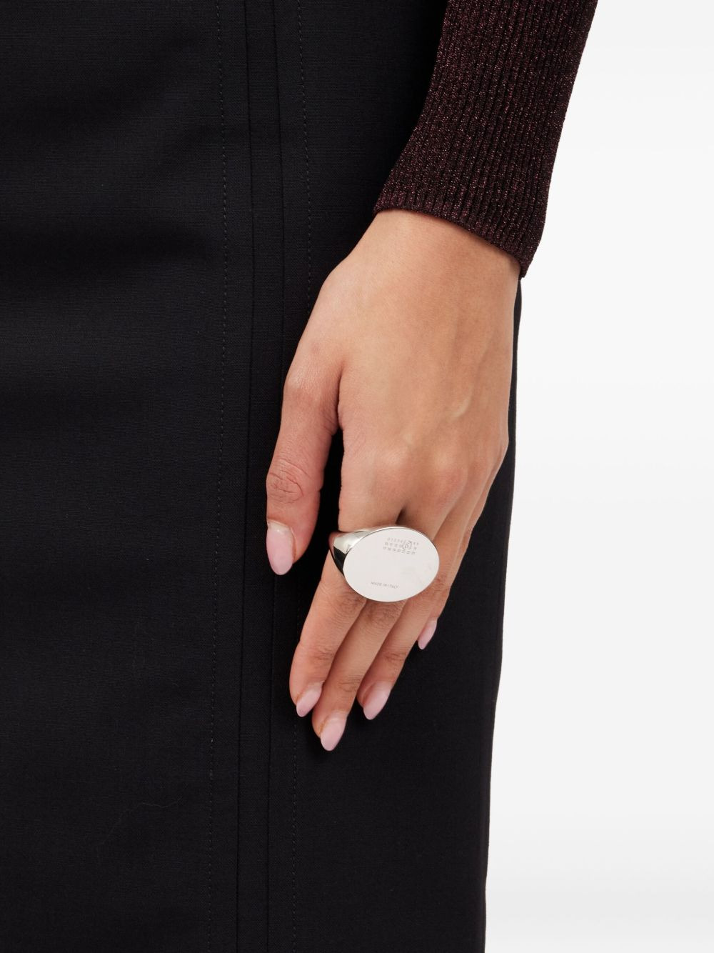 oval-shaped ring - 2
