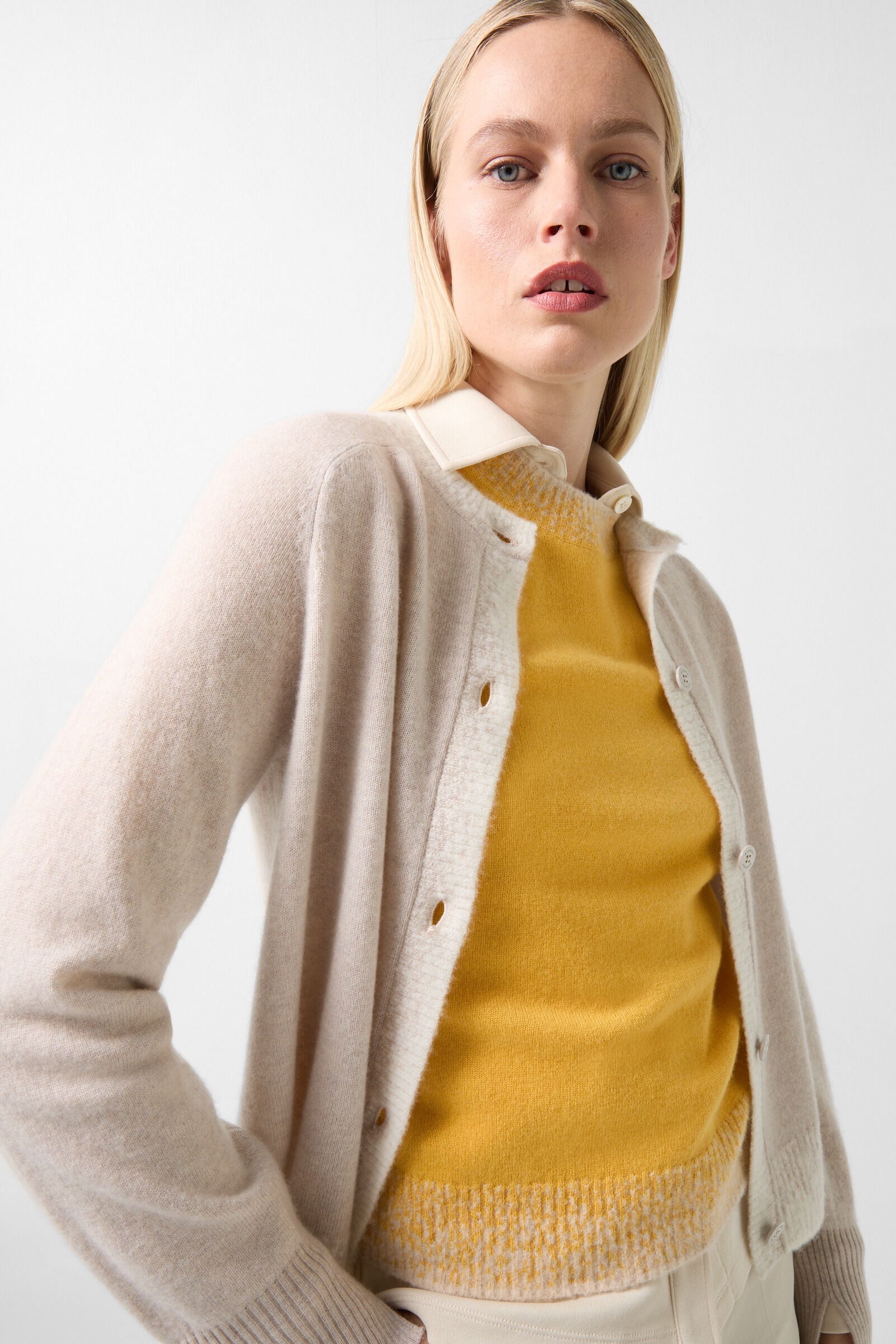 Luise knitted top in Mustard yellow - 5
