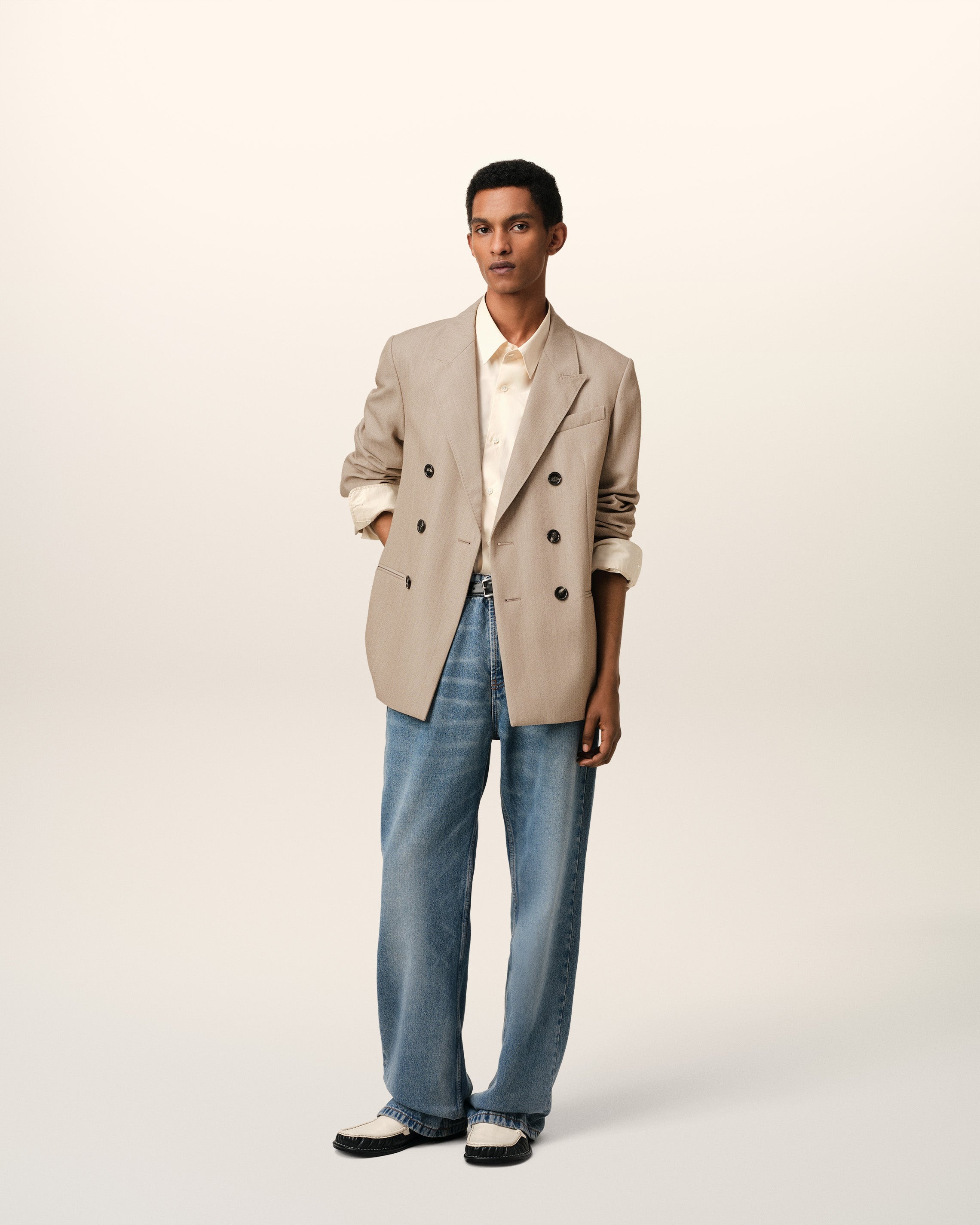 BEIGE WOOL BACK SLIT DOUBLE BREASTED JACKET - 2