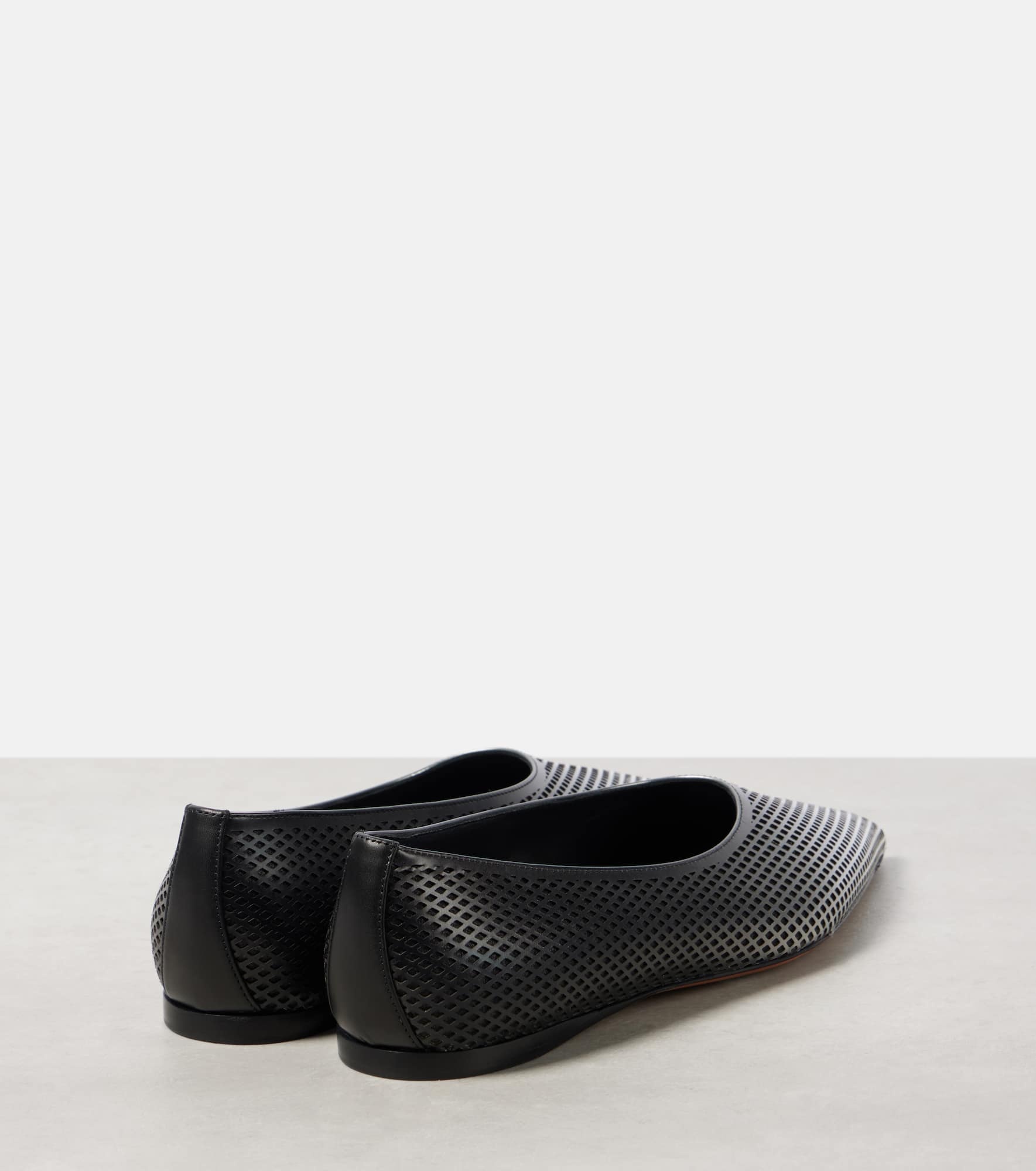 Dégradé fishnet leather ballet flats - 2