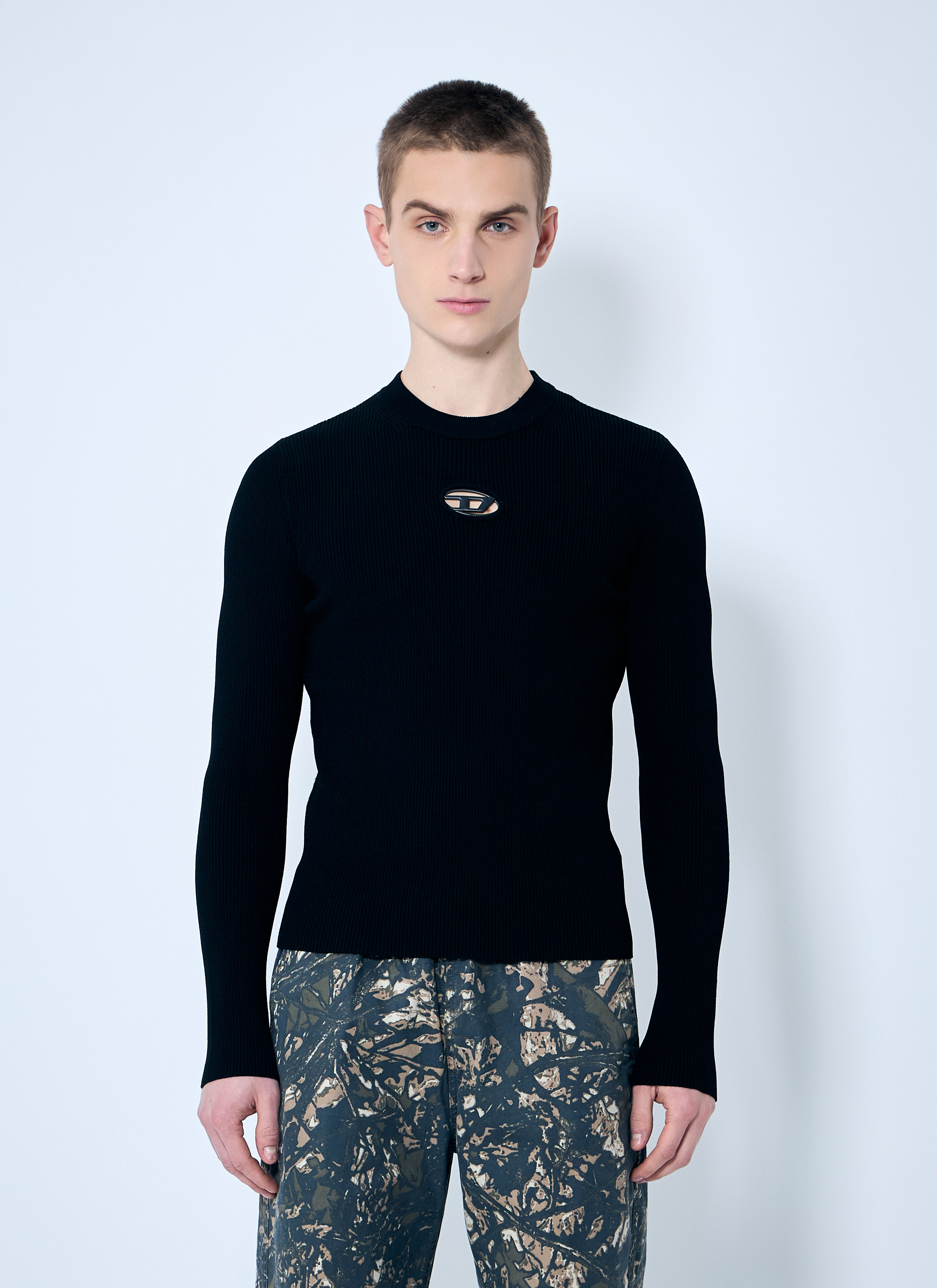 K-Zachary-Round Sweater - 1