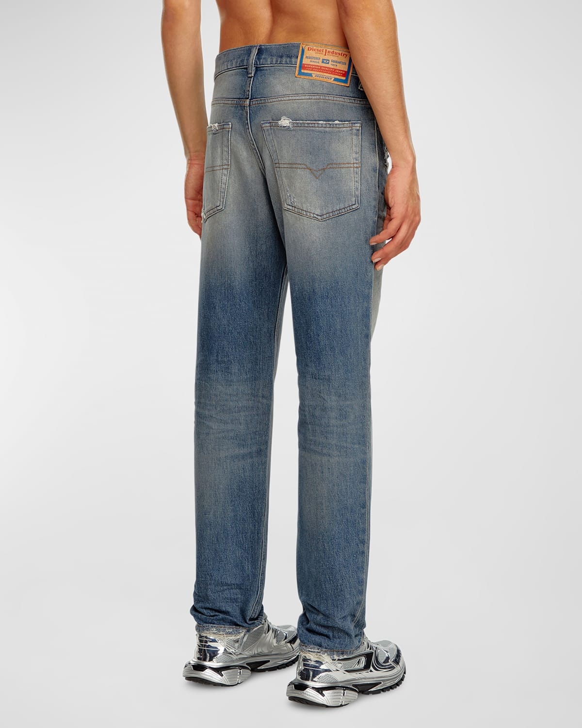 Men's 2023-D-Finitive Tapered Jeans - 4