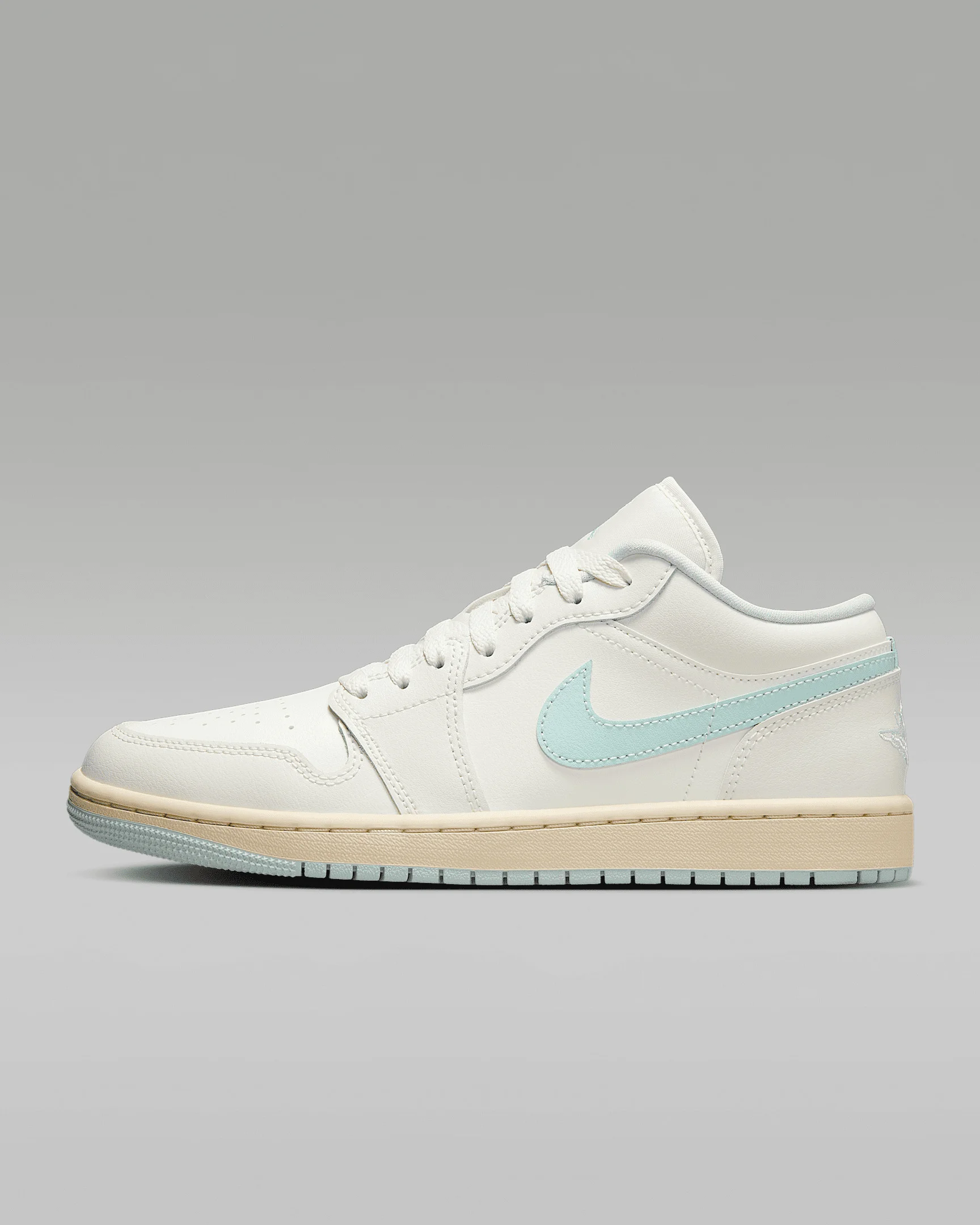 Air Jordan 1 Low Women's Shoes - 1