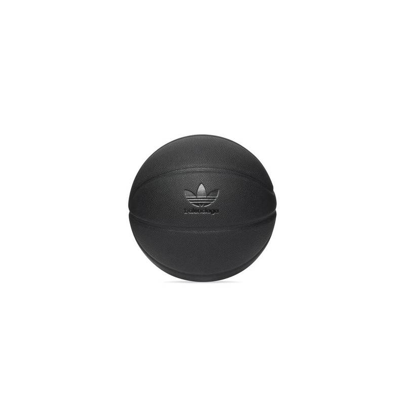 Balenciaga / Adidas Basketball in Black 1