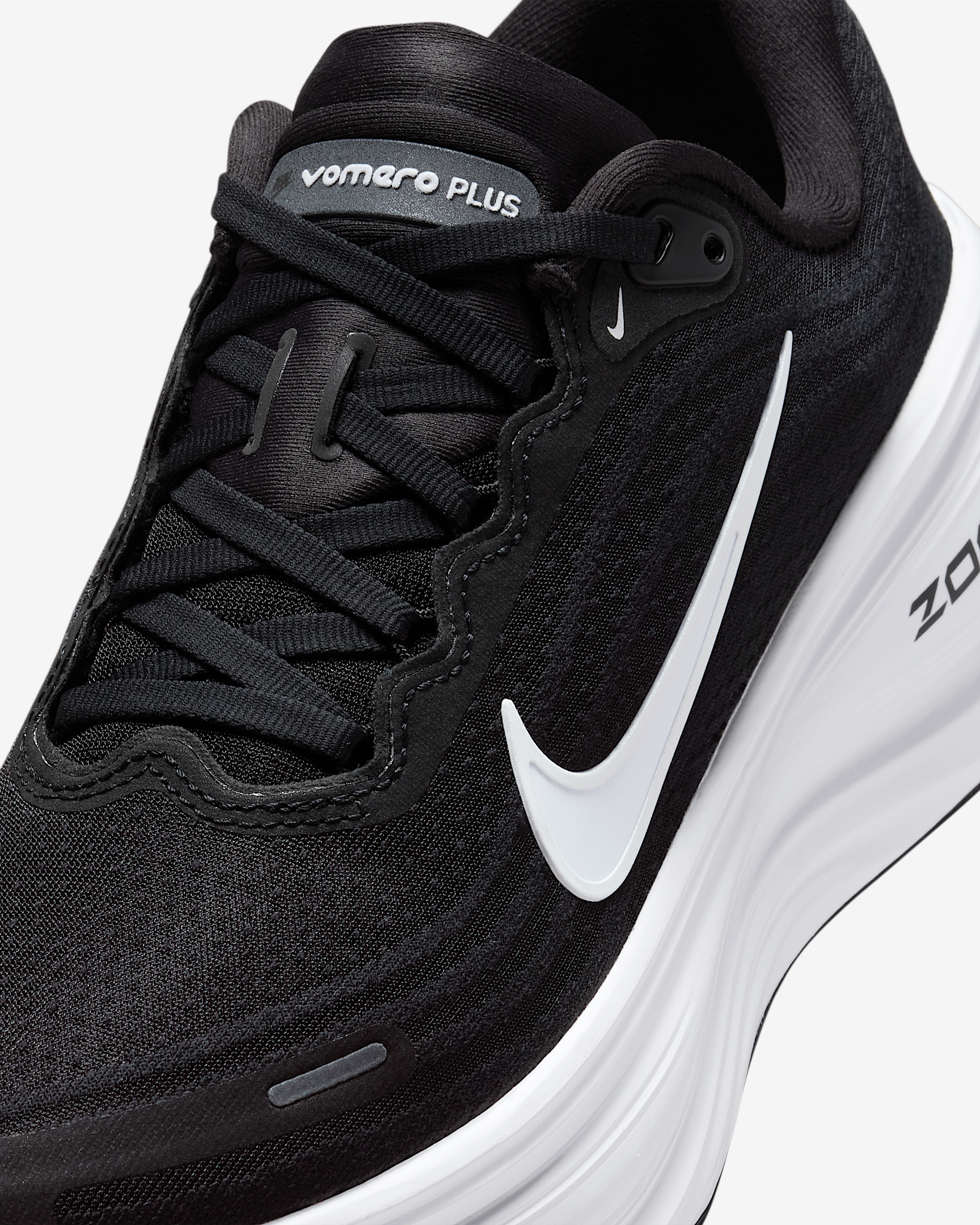 Nike Vomero Plus Women's Road Running Shoes - 7