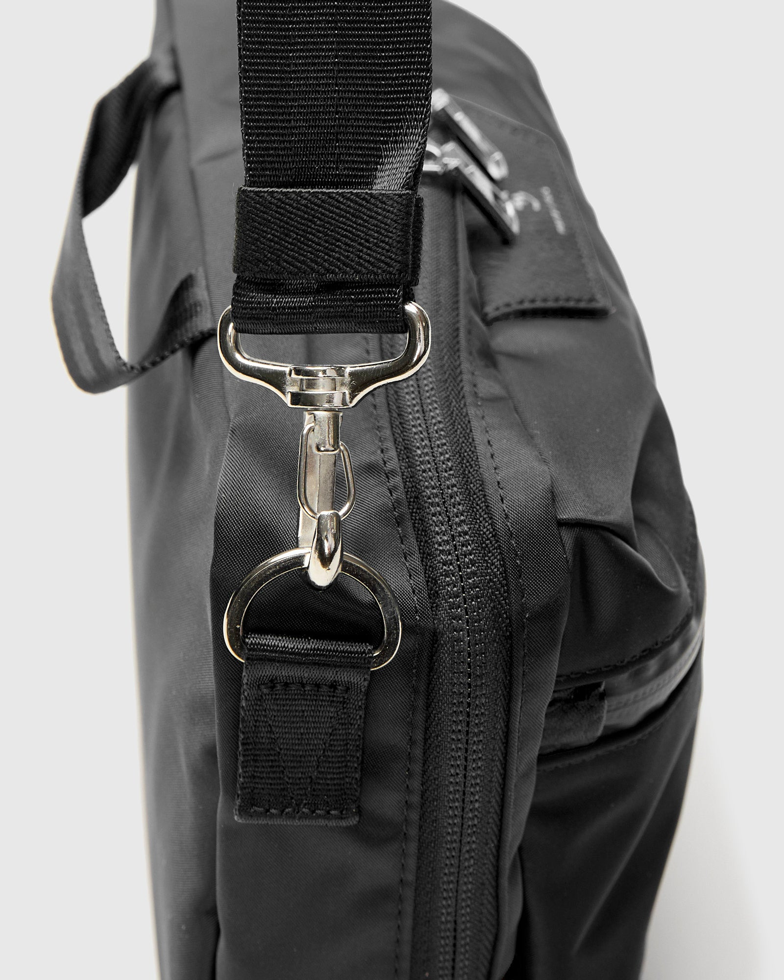 Progress Shoulder Bag in Black - 5