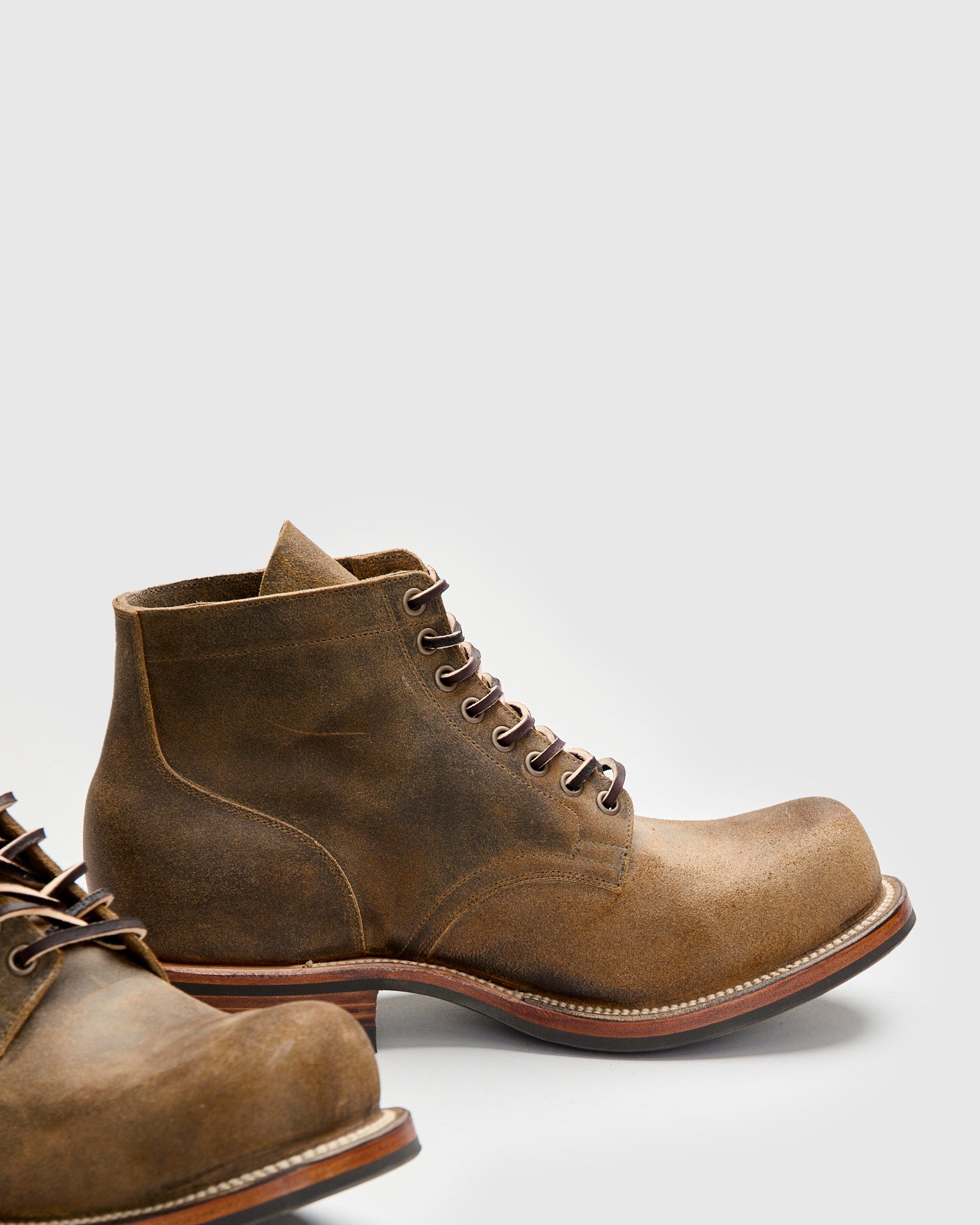 Service Boot 310 in Antique Waxy Commander - 4