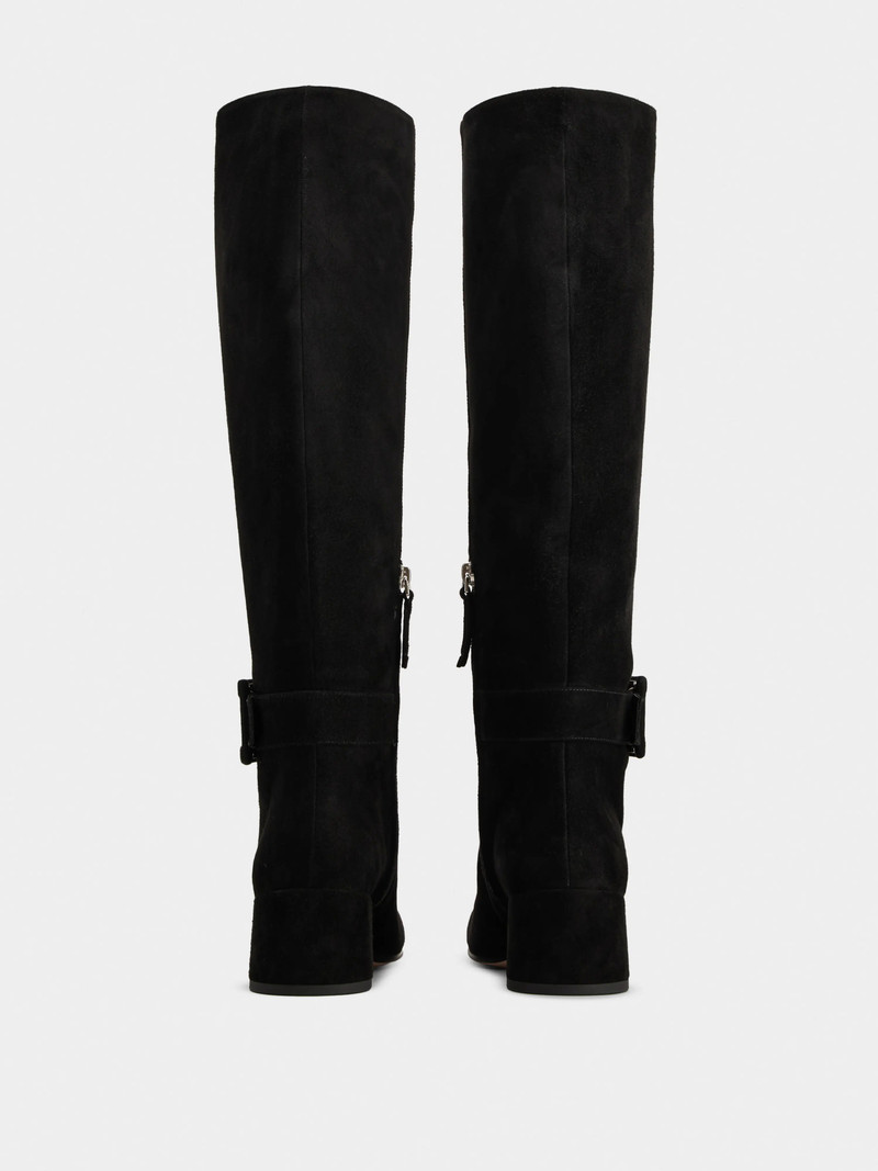 Roger Vivier Très Vivier Boots in suede outlook