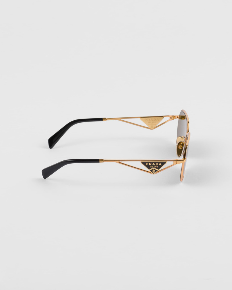 Sunglasses with triangle logo 4