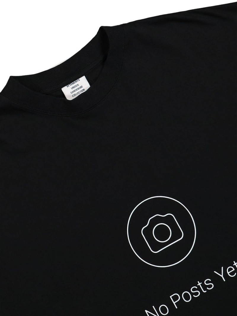 VETEMENTS No Posts T-shirt outlook
