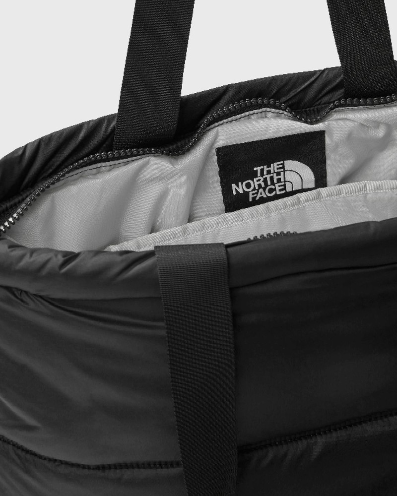 NUPTSE TOTE 3