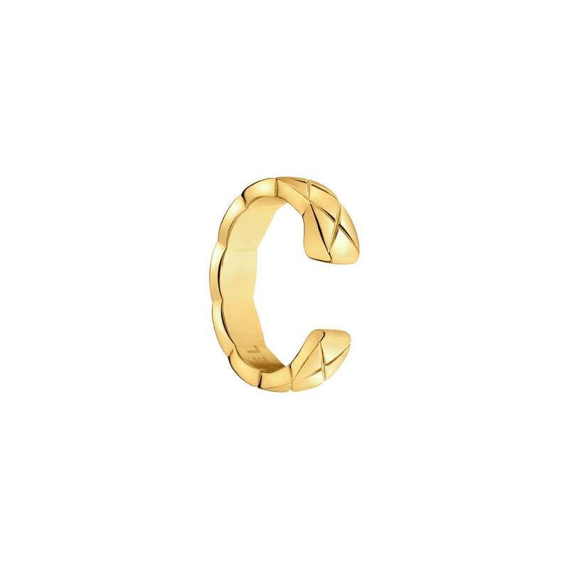 CHANEL Coco Crush single earring outlook