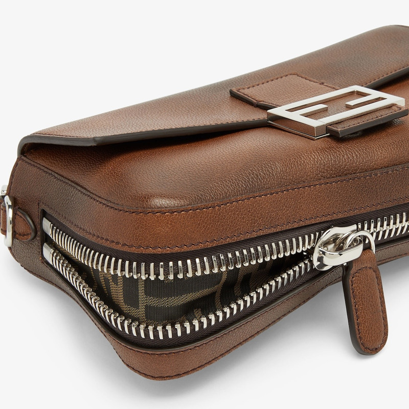 FENDI Baguette outlook