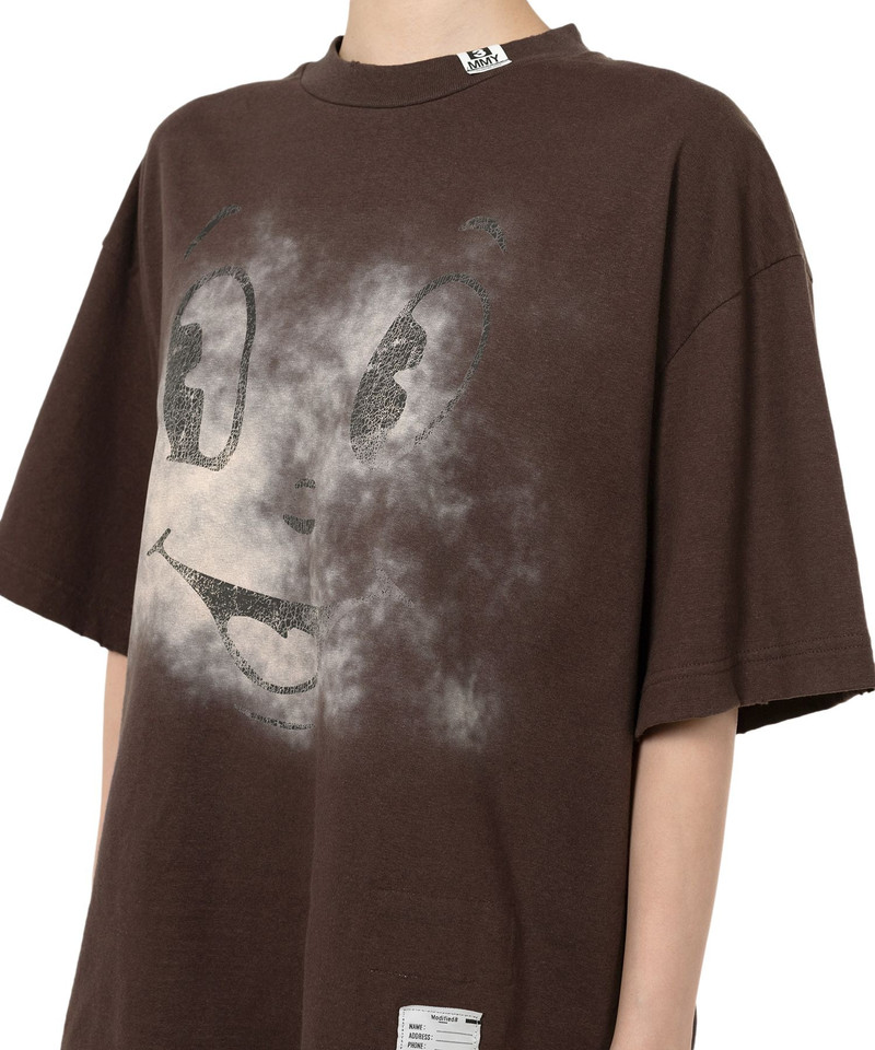 Happy Face Printed Distressed T-shirt 18