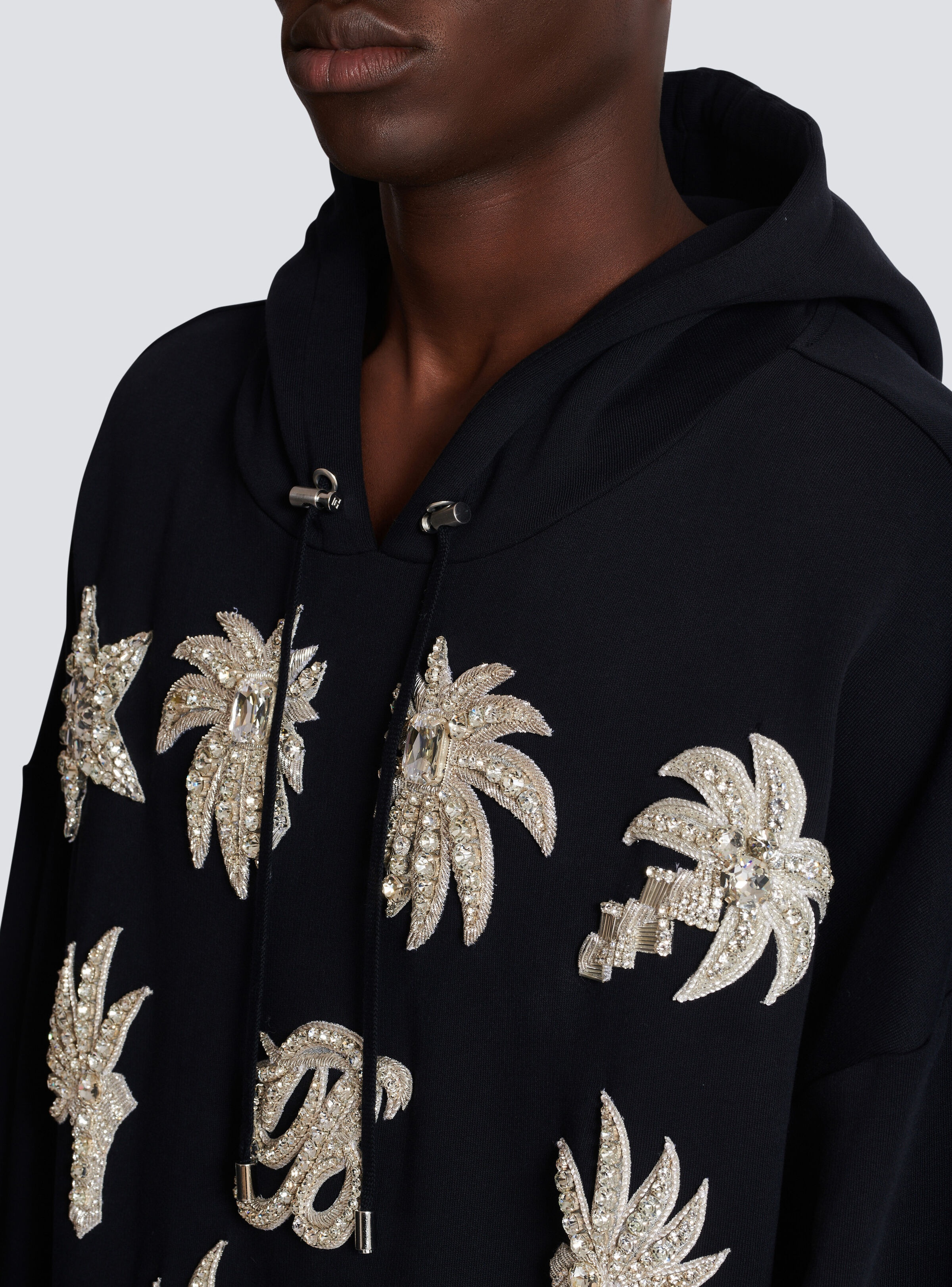 Hoodie with embroidered badges - 8