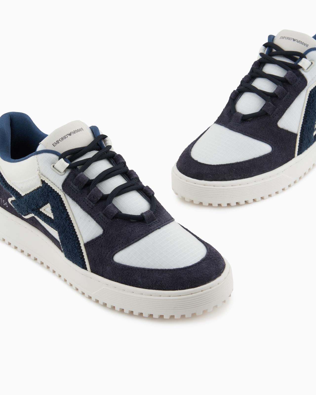 NYLON AND SUEDE SNEAKERS WITH A CONTRASTING OVERSIZED LOGO - 5