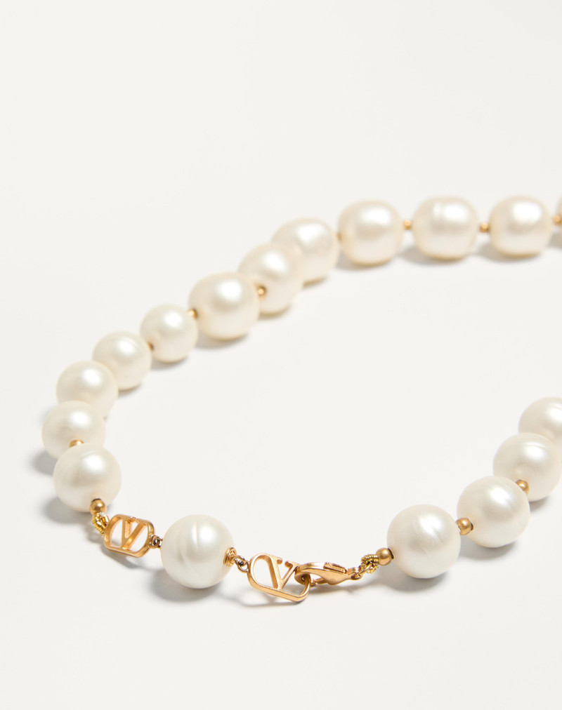 COEUR ROYAL NECKLACE IN METAL, RESIN, ENAMEL AND SWAROVSKI® CRYSTALS 5